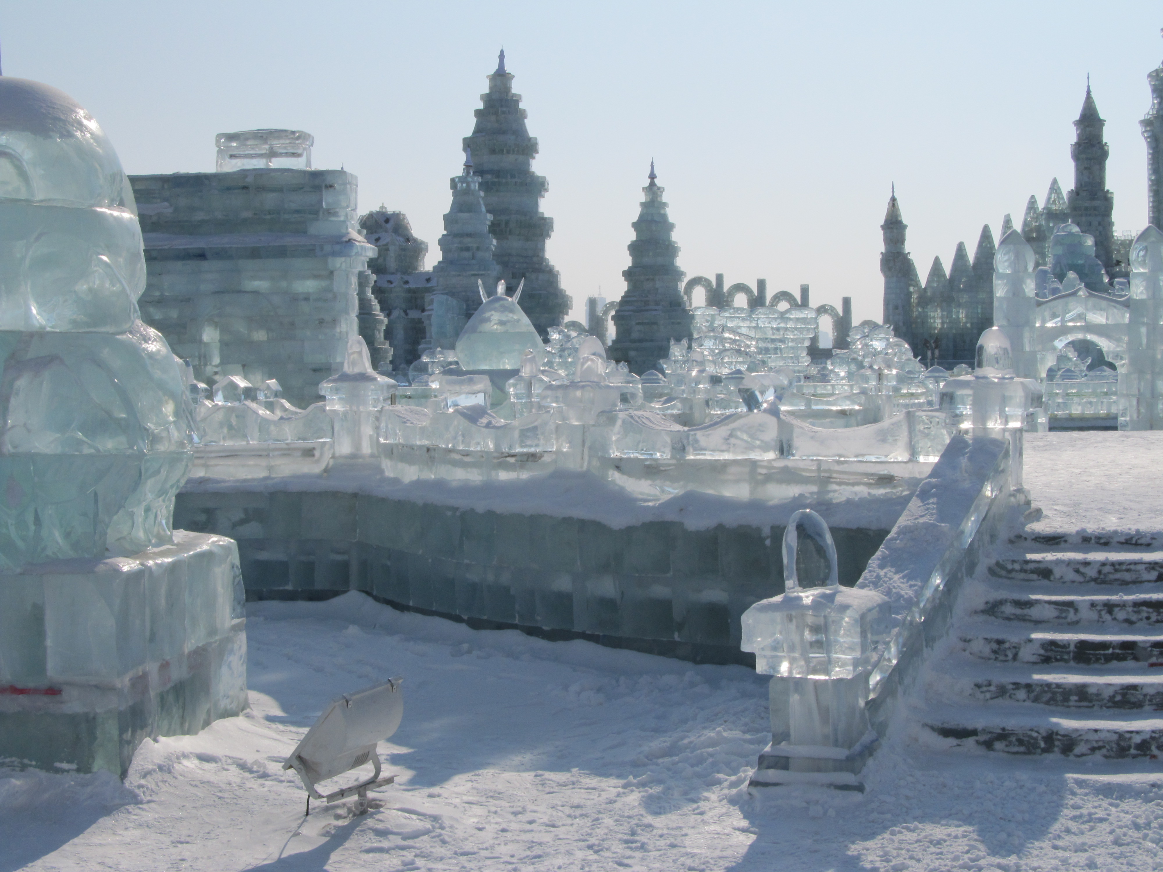 File:Harbin Ice and Snow Festival 2013.jpg - Wikimedia Commons