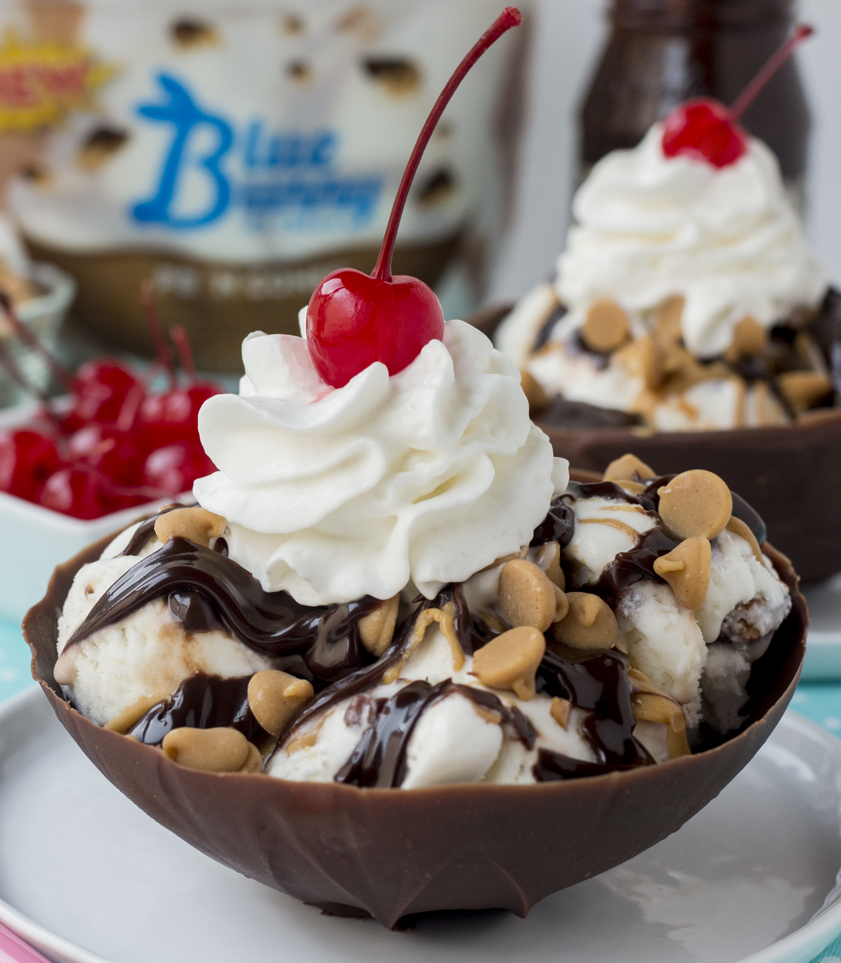 Ice Cream Sundaes In Edible Chocolate Dessert Bowls
