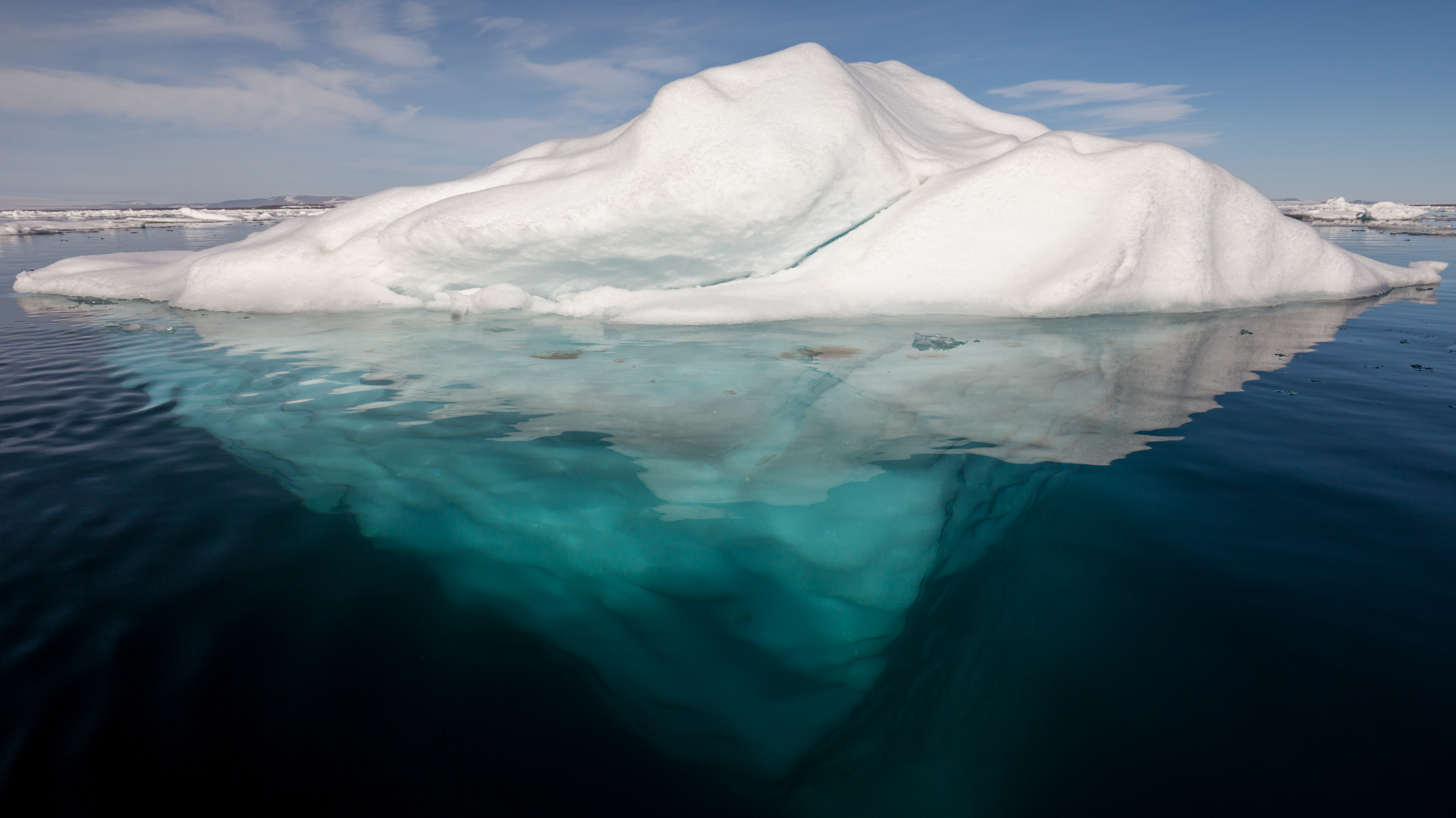 File:Iceberg in the Arctic with its underside exposed.jpg ...
