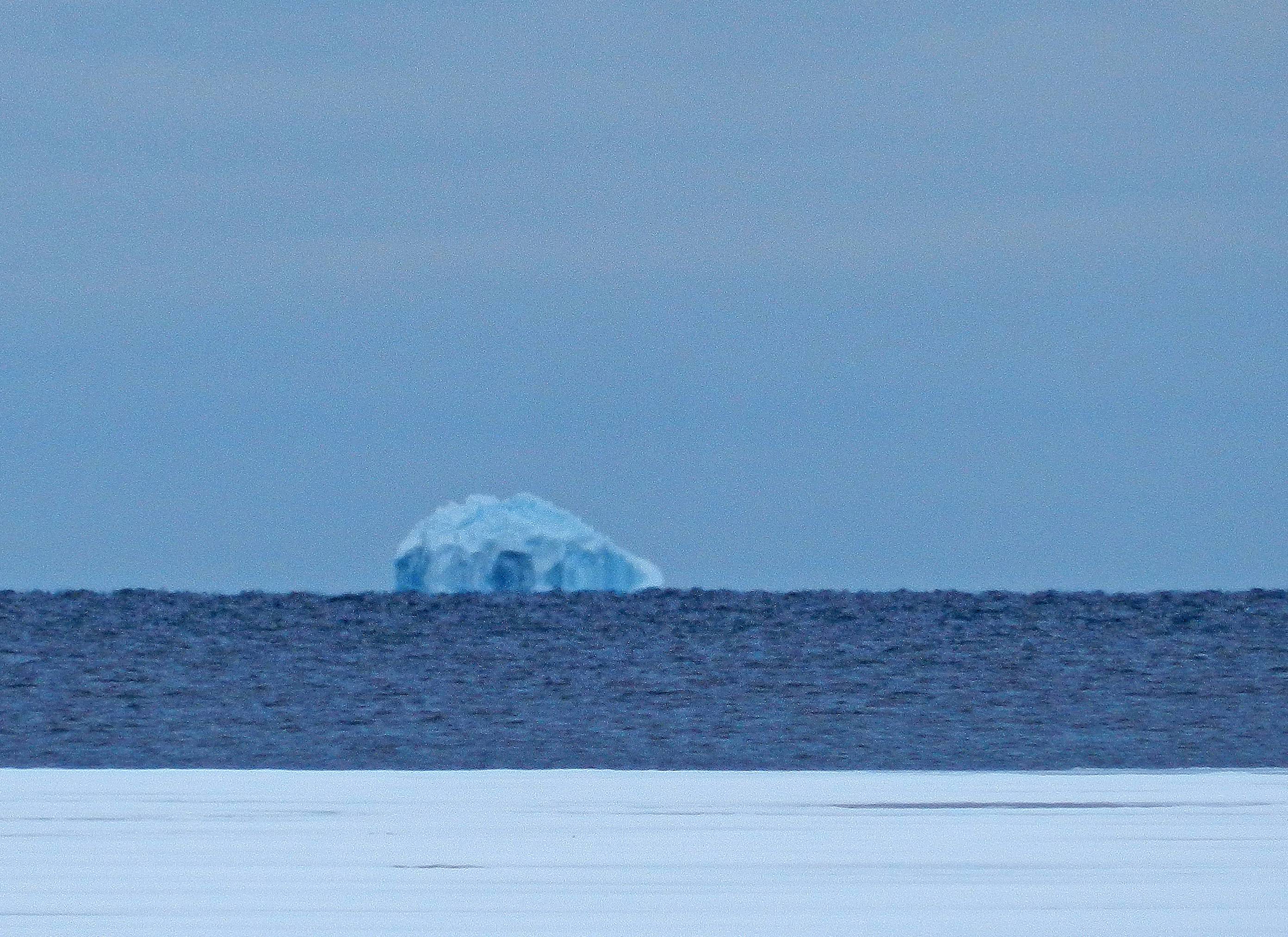 Iceberg Spotted in Lake Ontario | 96.3 Big FM