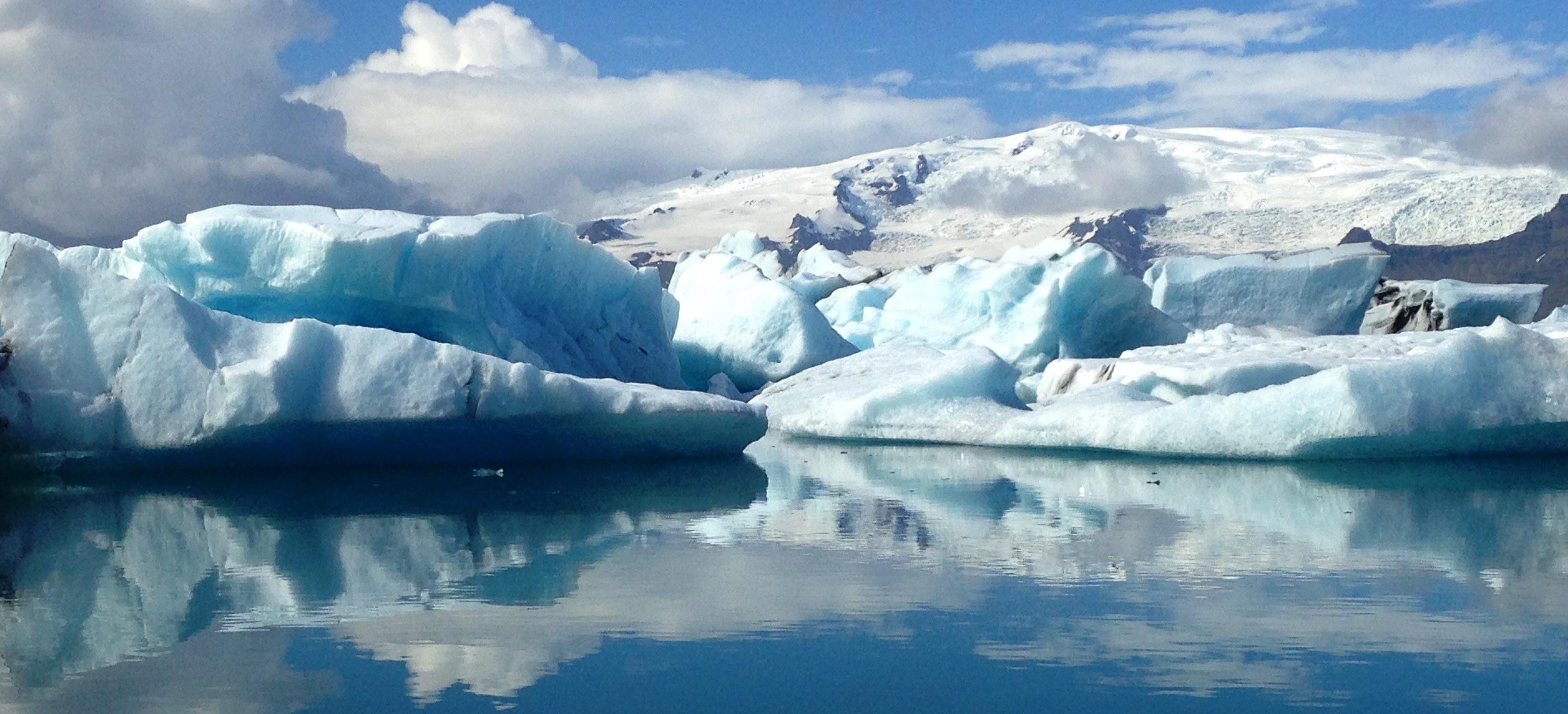 Drive Through Iceland 9: Icebergs & Glacier Walk | Badri's Blog