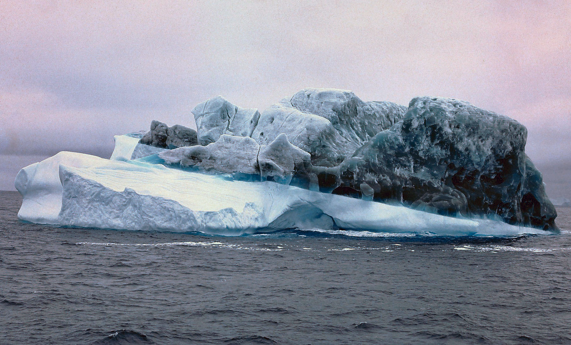 Black icebergs