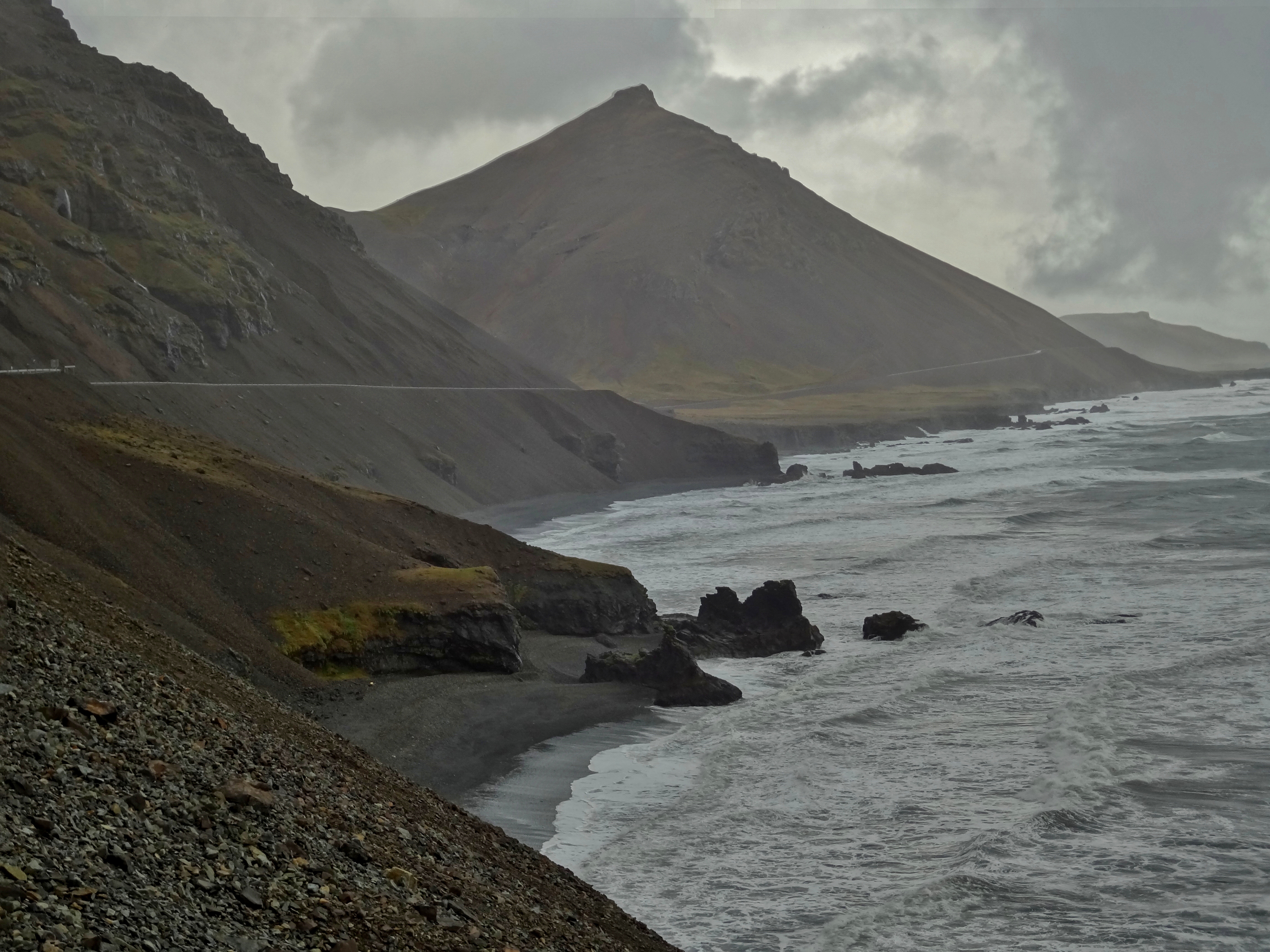 The Ring Road, Iceland – Day 3 – Höfn to Mývatn – Planet and Go