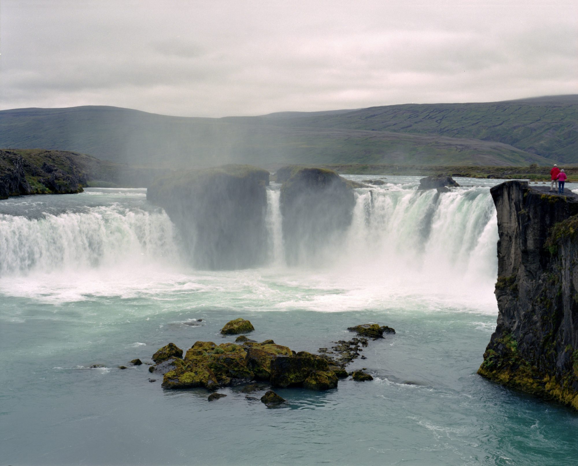 VIDEOS: Three Men Kayak Off Icelandic Waterfall For The Second Time ...