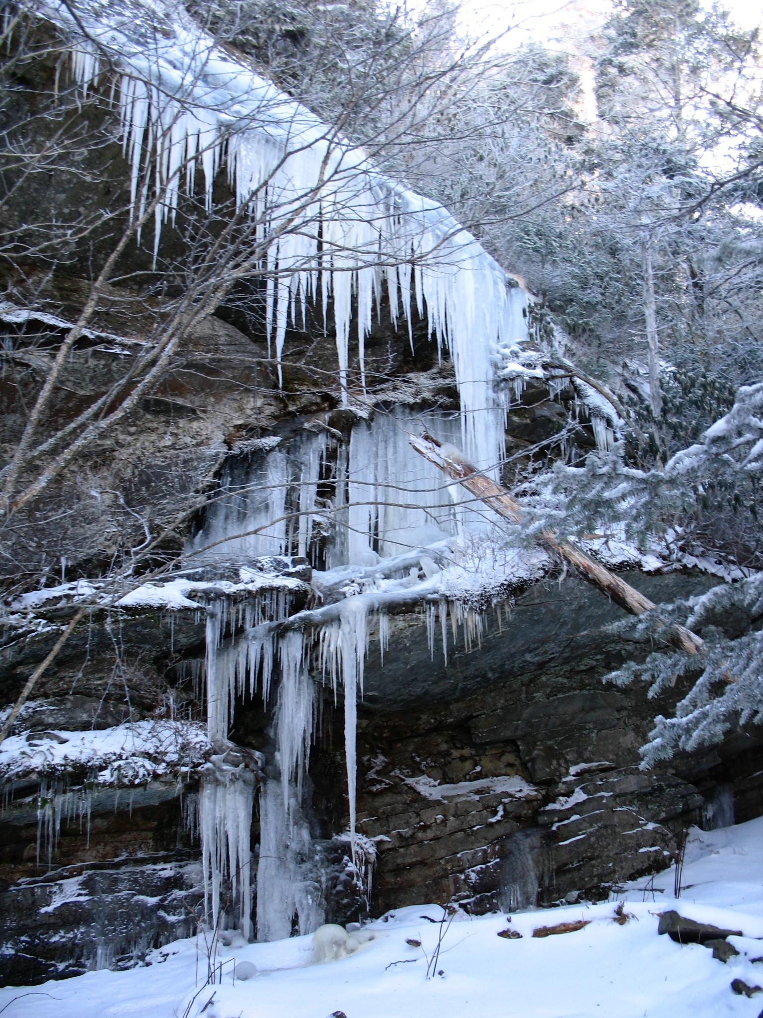 Icy Cliff : Photos, Diagrams & Topos : SummitPost