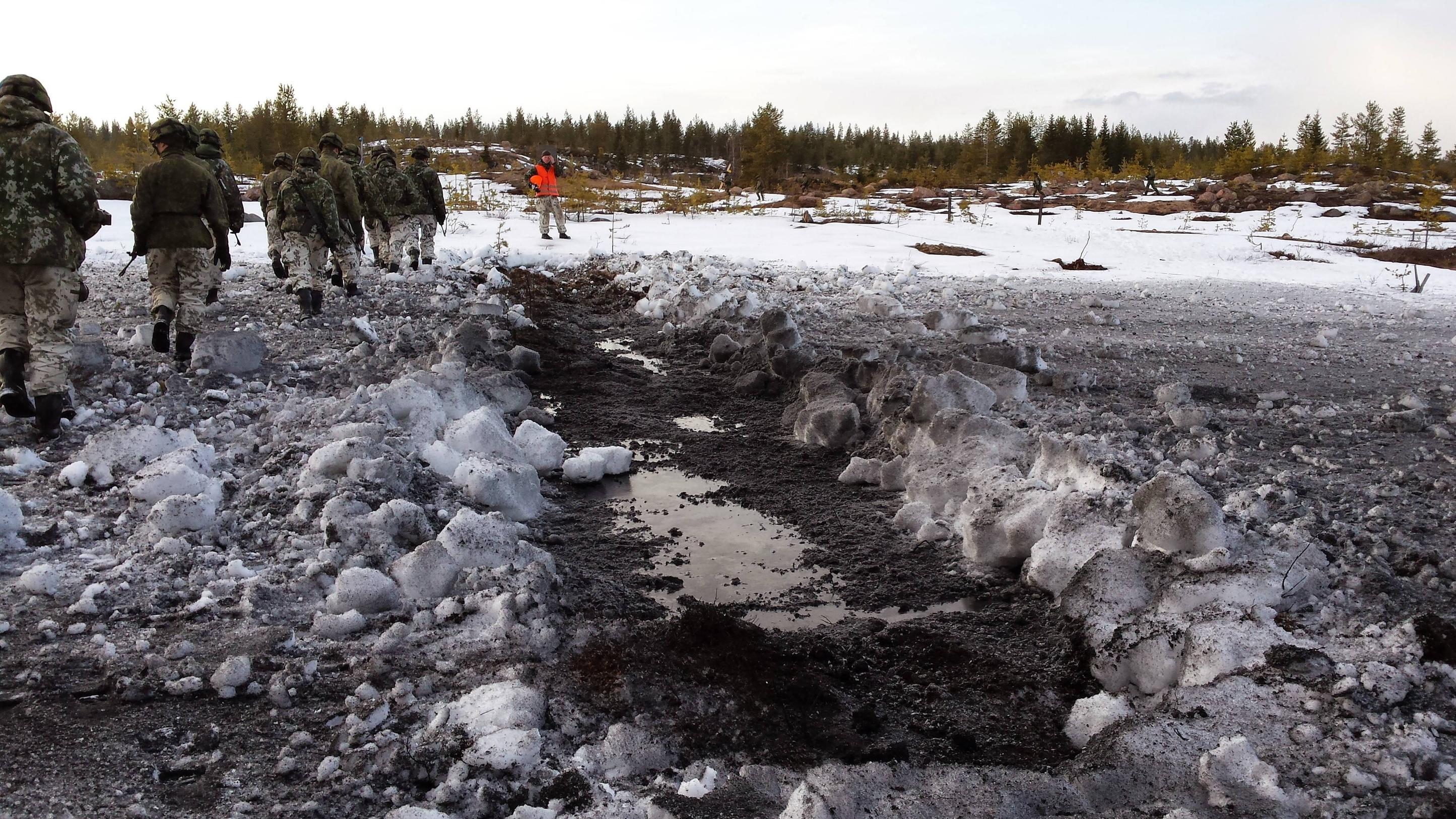 The aftermath of a Bangalore Torpedo in icy ground, Finland ...