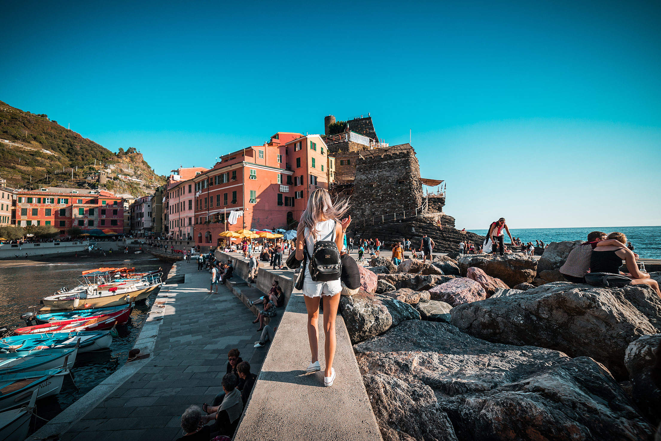 Riomaggiore in Italy, Cinque Terre Free Stock Photo Download | picjumbo