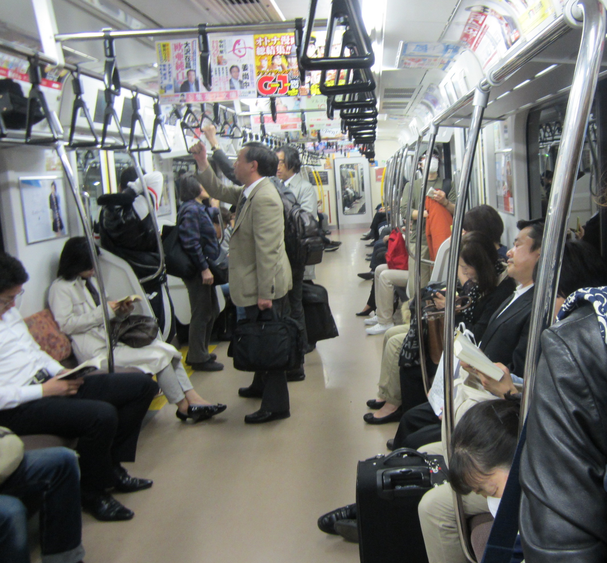5 Rules of Train Etiquette in Japan (that you should never break ...