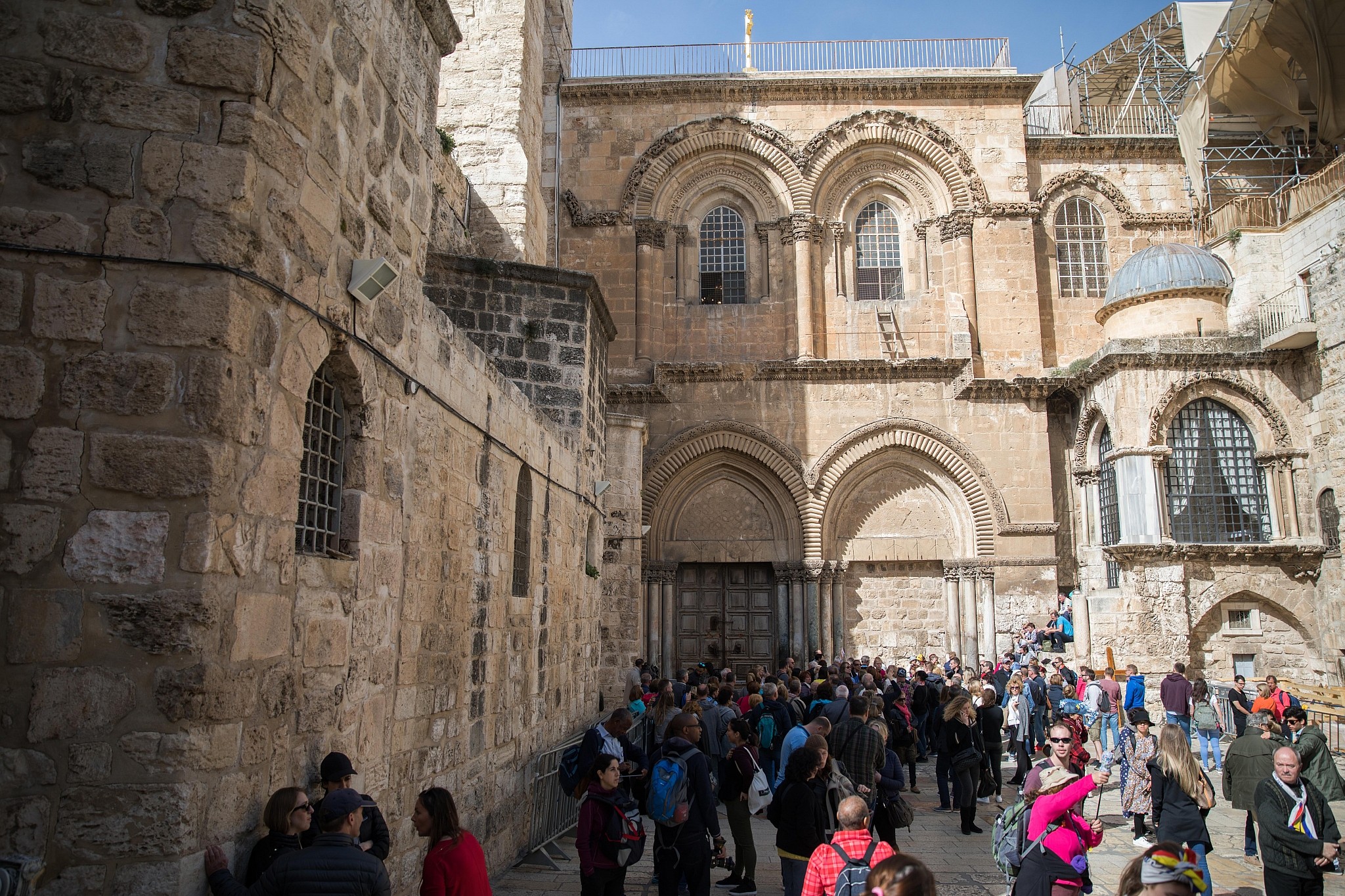 After Church of Holy Sepulchre shut, Jerusalem suspends church tax ...