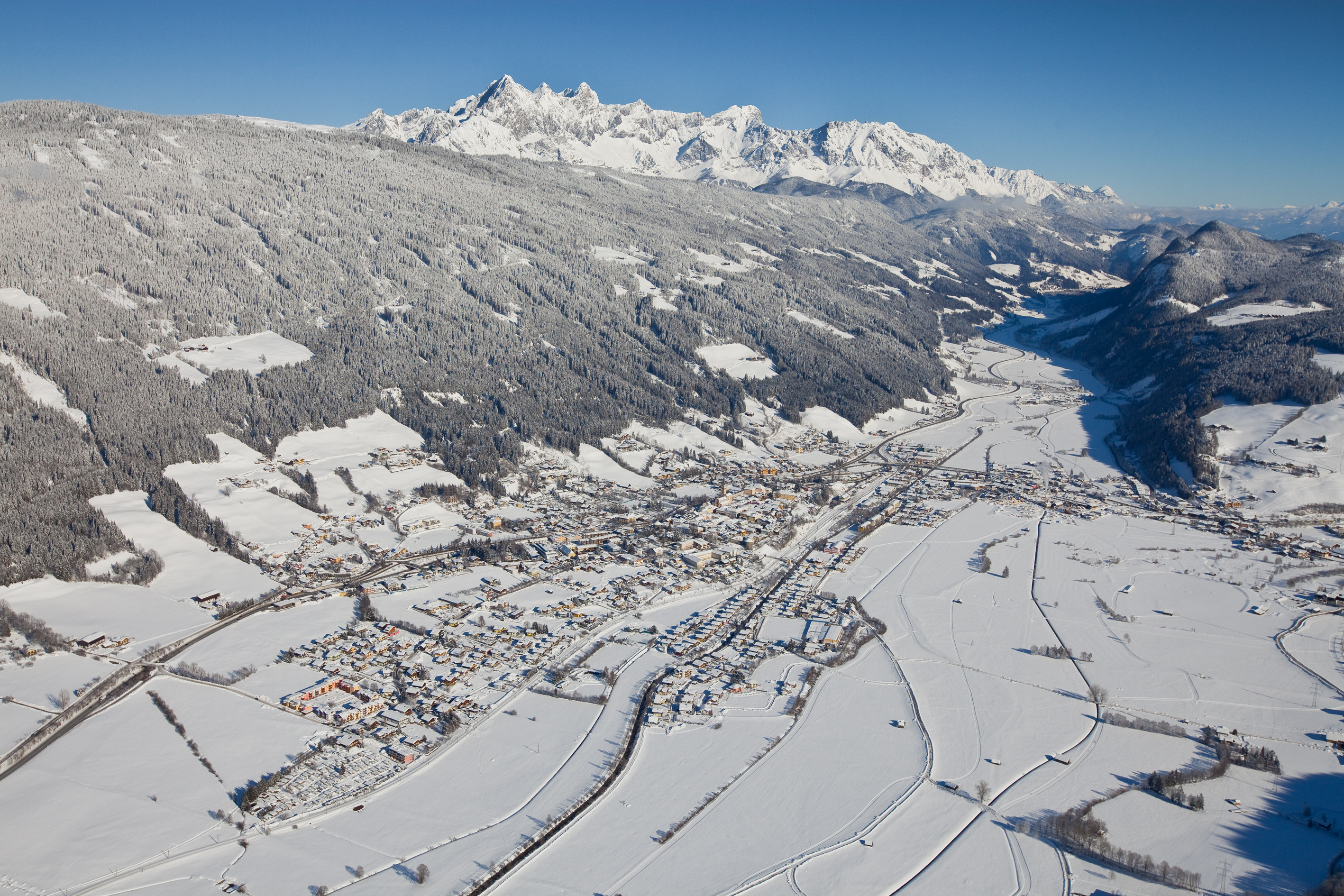 Winter holidays in the Salzburg Alps - Winter Sports in the Ennstal