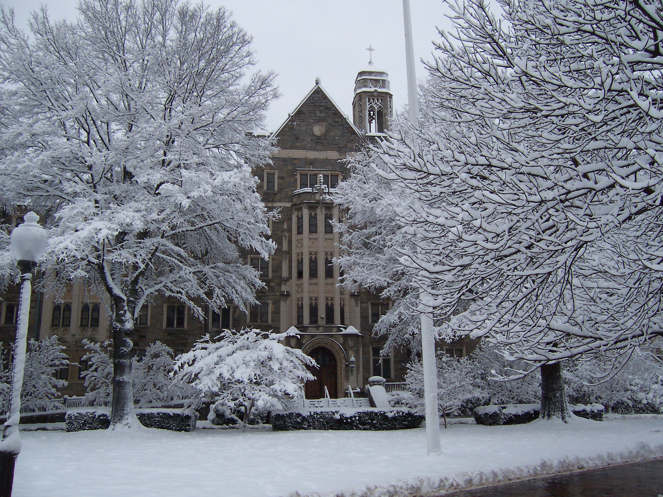 File:Copley Hall in Winter.jpg - Wikimedia Commons
