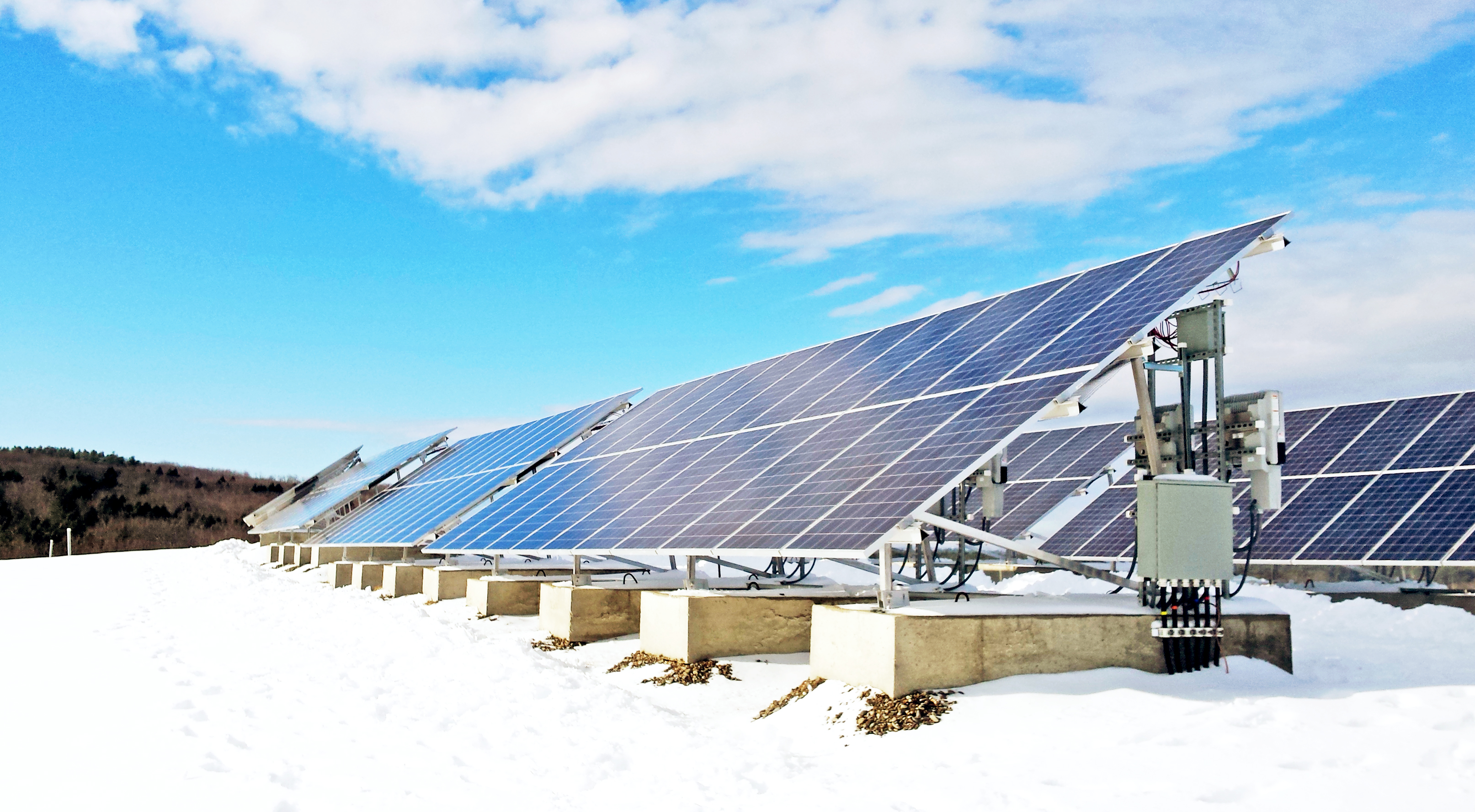 Solar Panels Shed Snow: Even in Winter They Make Power