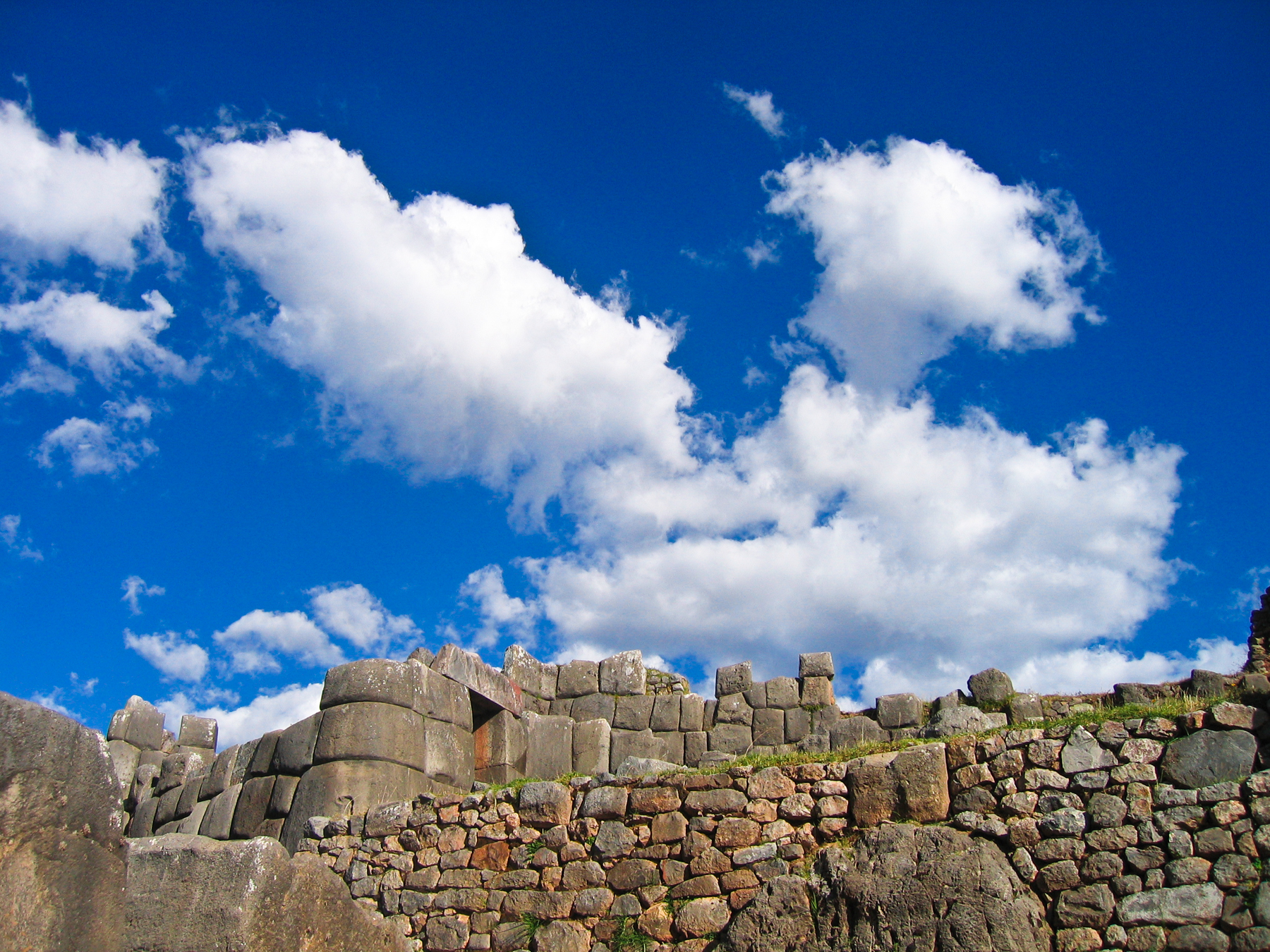 Inca ruins photo
