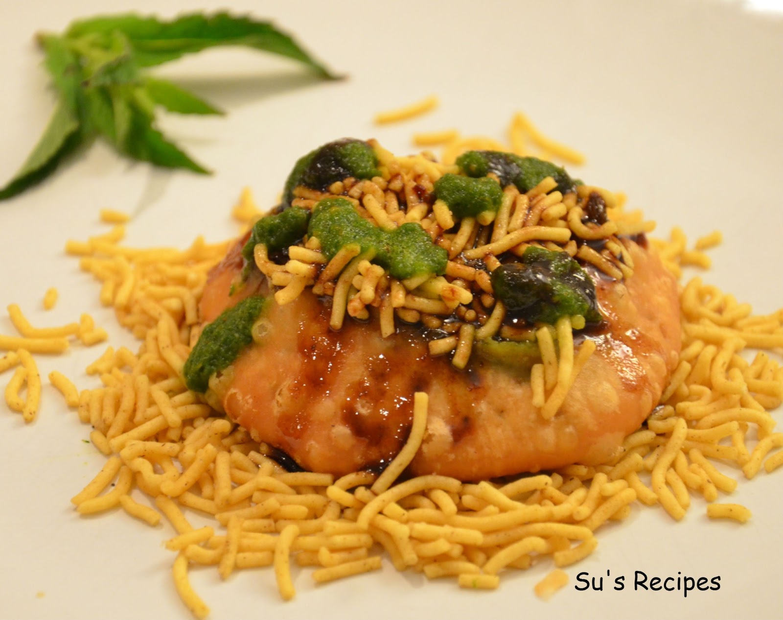 Su's Recipes: Khasta Moong Dal Kachori