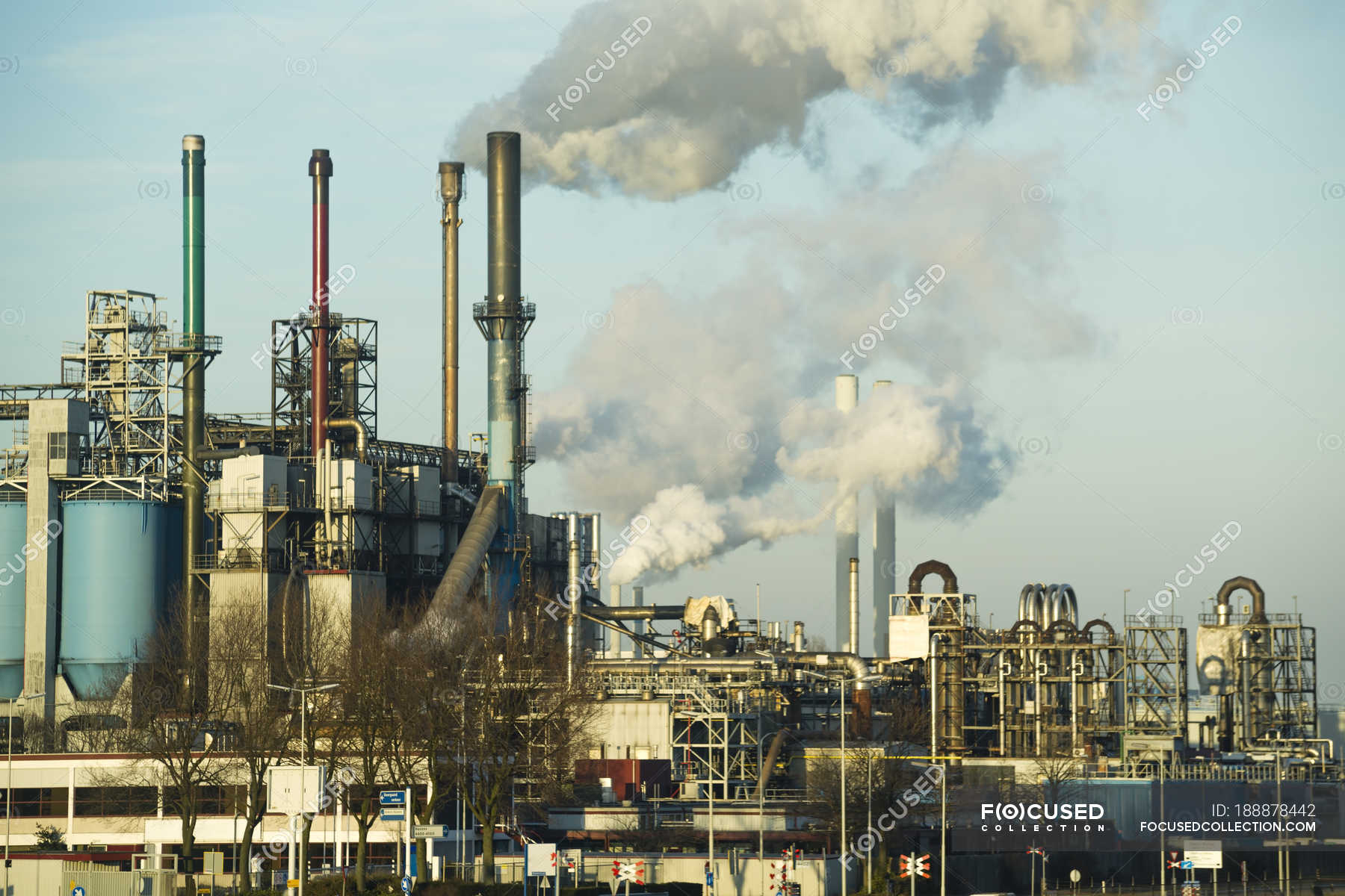 Netherlands, Rotterdam, Industrial area during daytime — Stock Photo ...