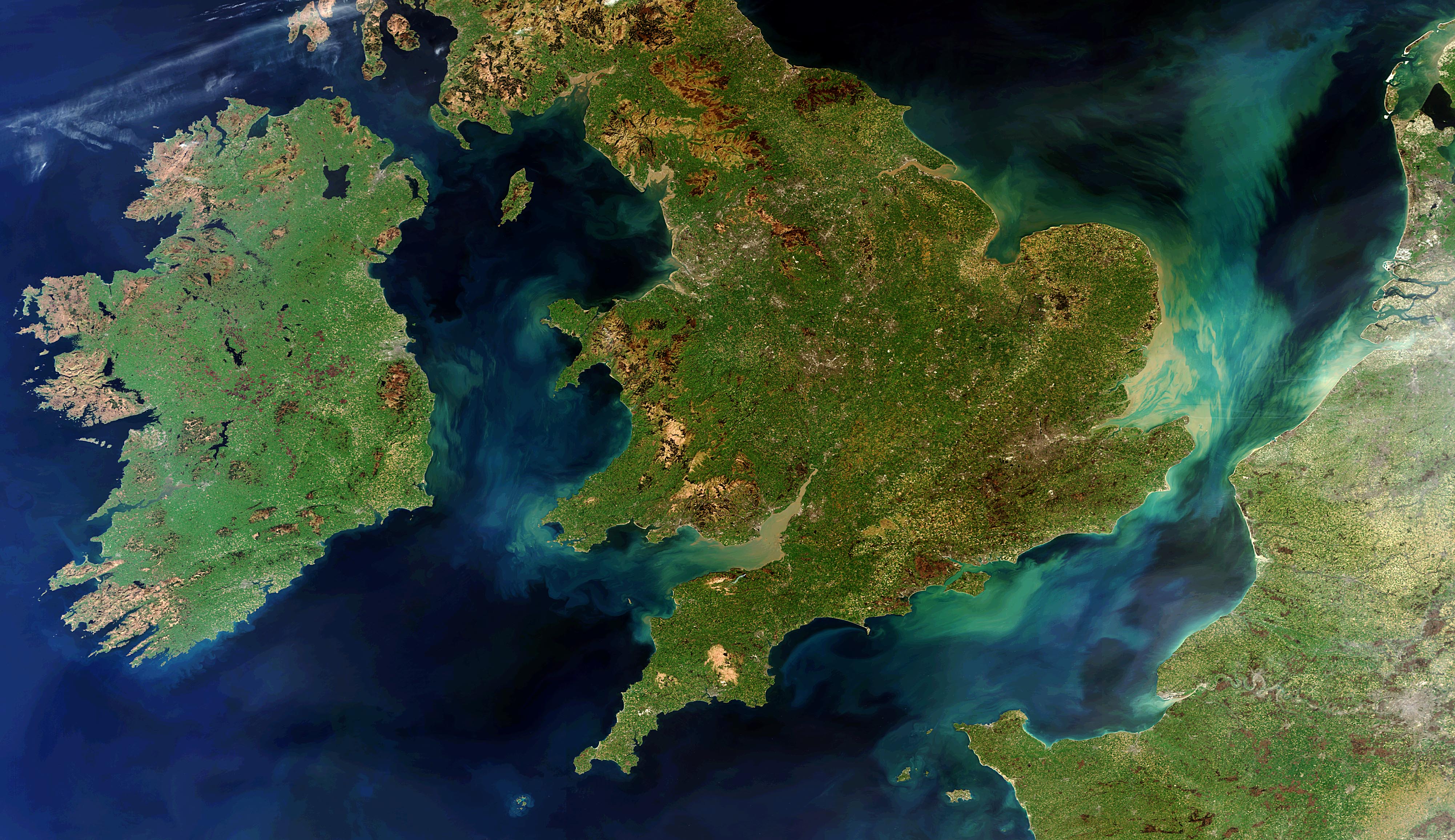 The ESA releases a stunning image of the UK, Ireland, & France from ...