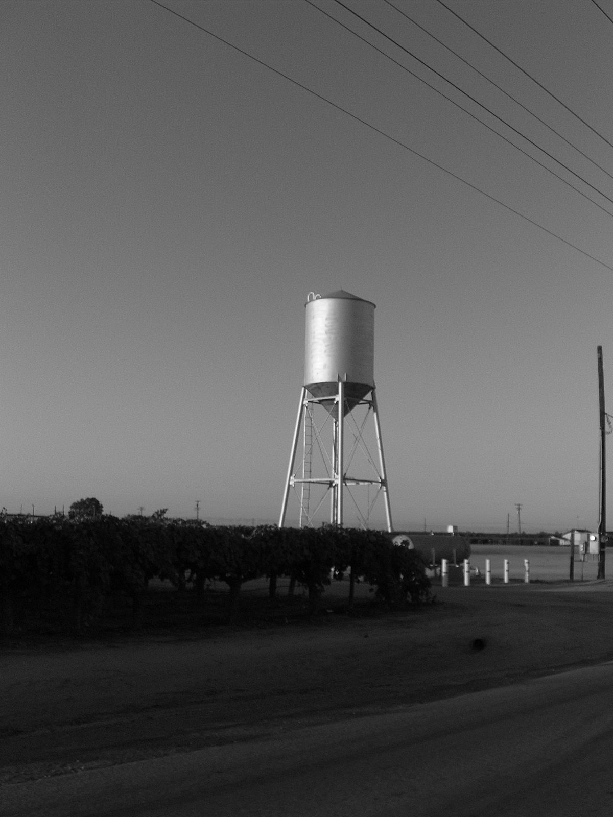 Irrigation Tower, Bspo06, B&w, Irrigation, Powerlines, HQ Photo