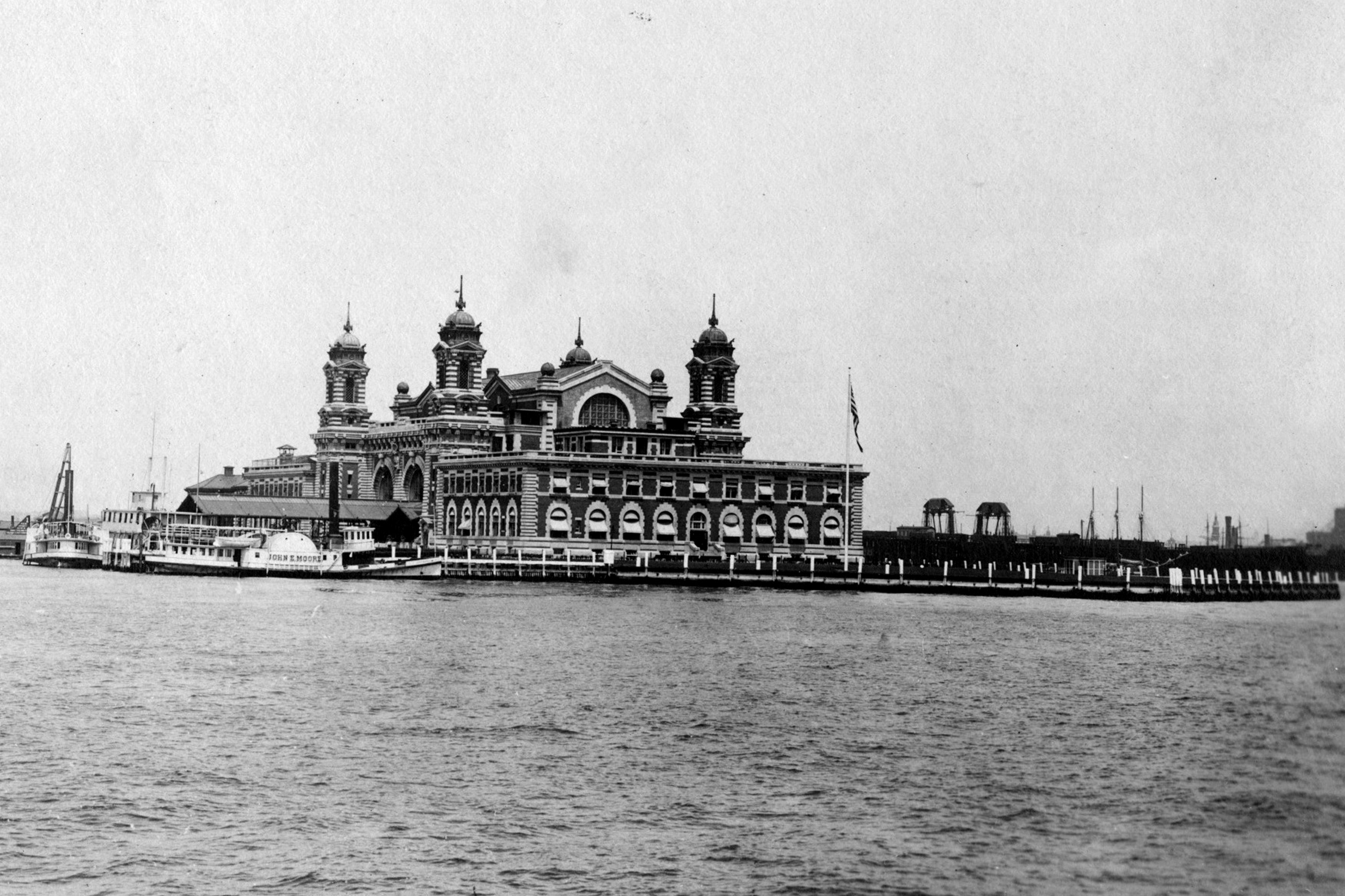 Ellis Island History: The Story of It Busiest Day Ever | Time