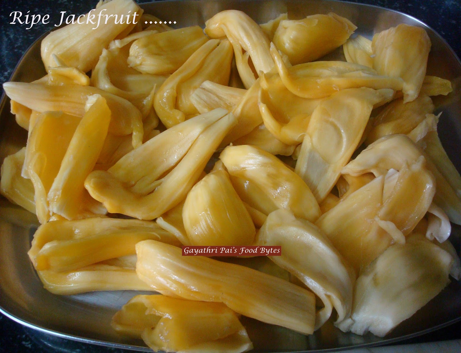 Gayathri Pai's Food Bytes: Jackfruit (Ponsa) Jam.