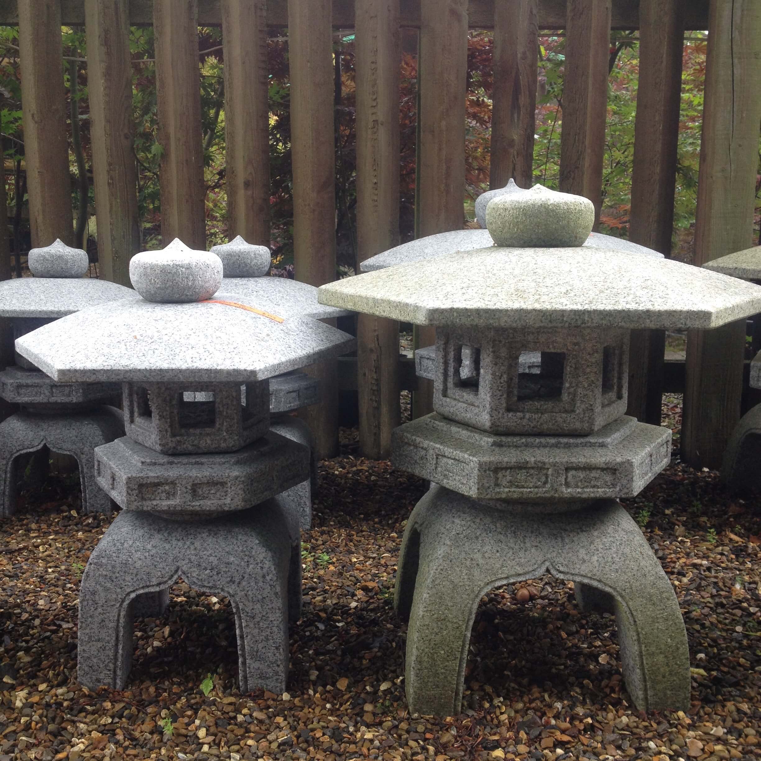 Kodai Rokkaku Yukimi Japanese stone lantern for oriental gardens ...