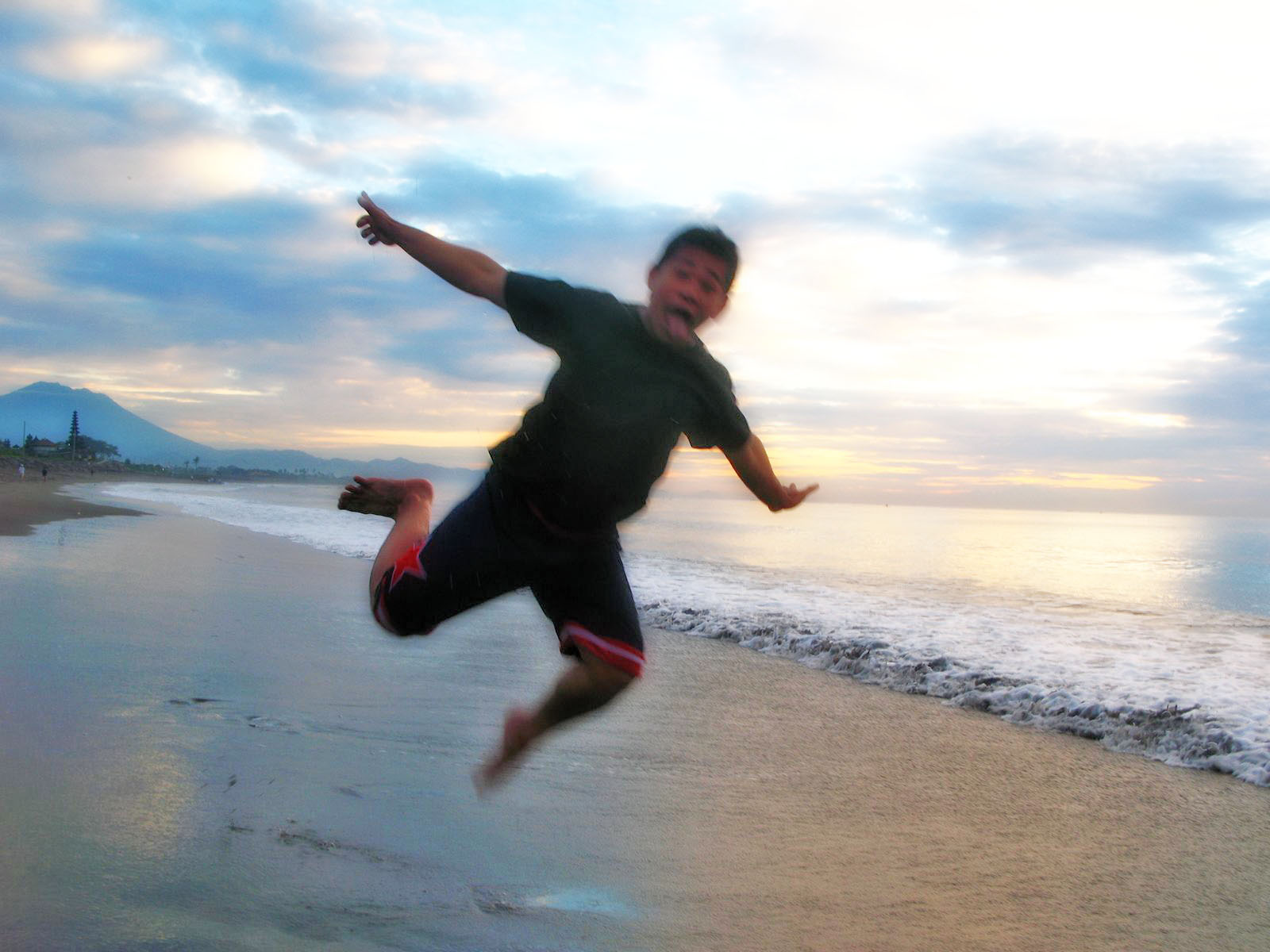 Jump to fly along the coast, Beach, Boy, Coast, Fly, HQ Photo