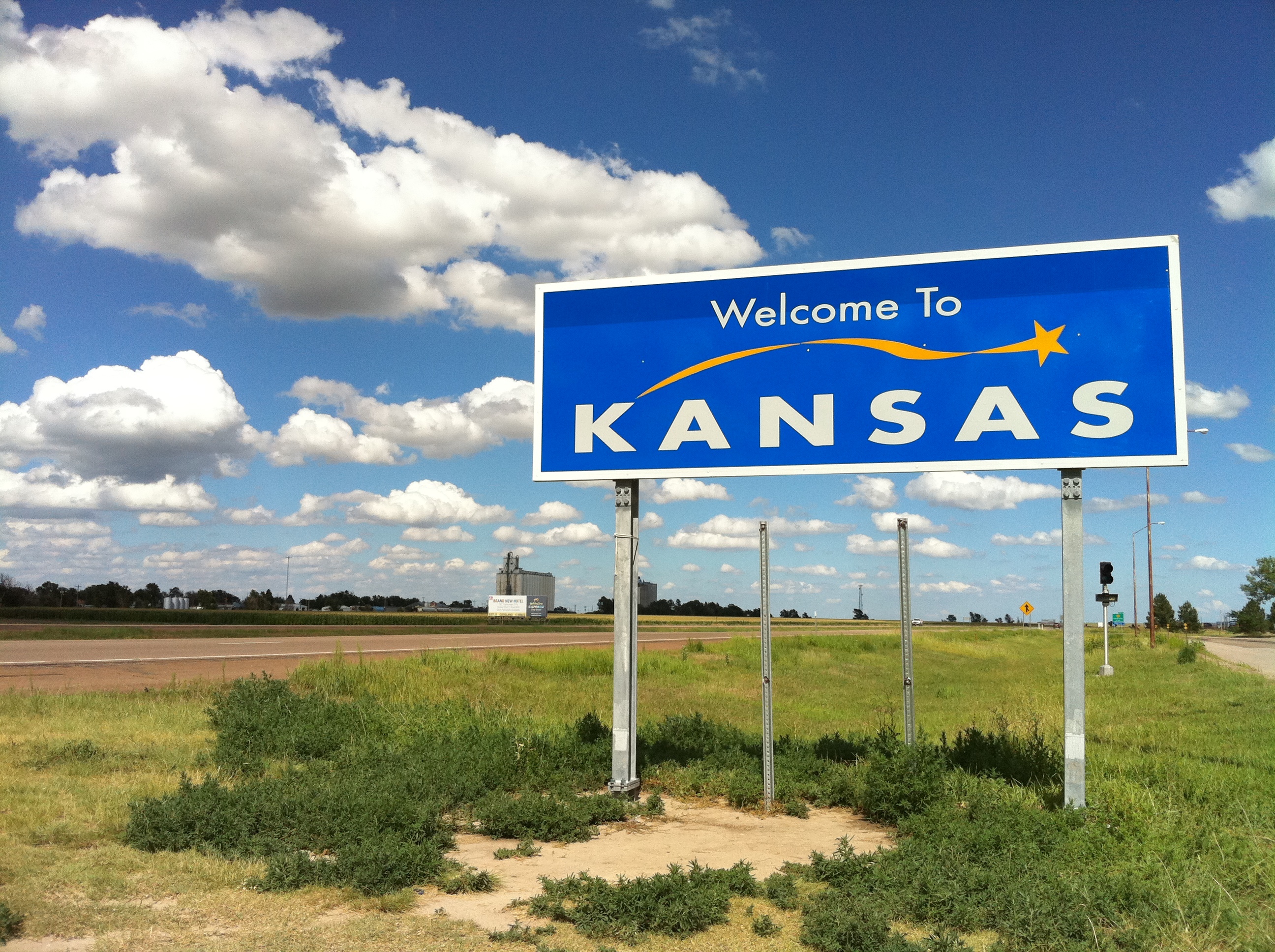 Where To Buy Legal CBD Oil In Kansas - Best CBD Oils, Edibles, Pills ...