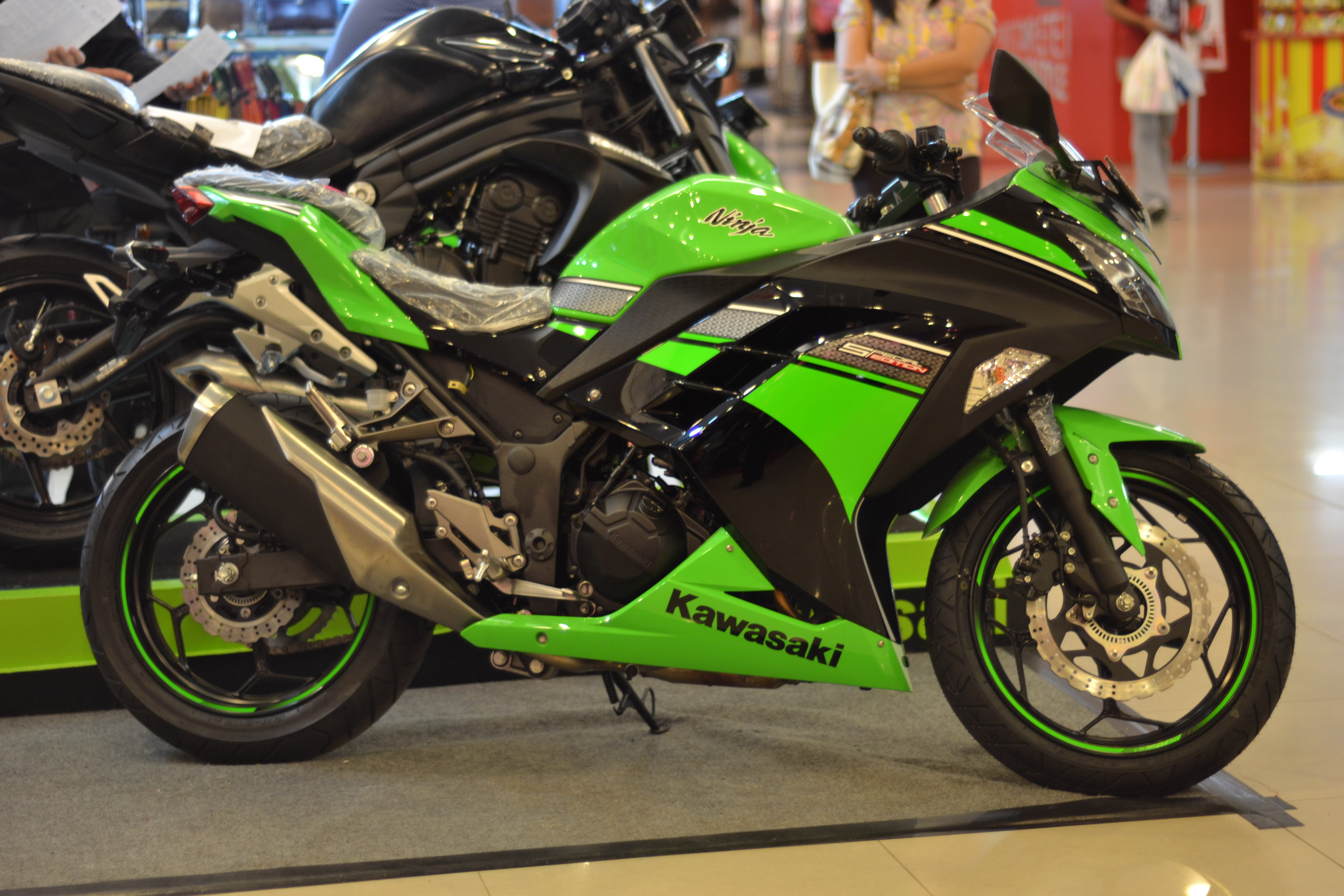 Kawasaki ninja motorbike photo