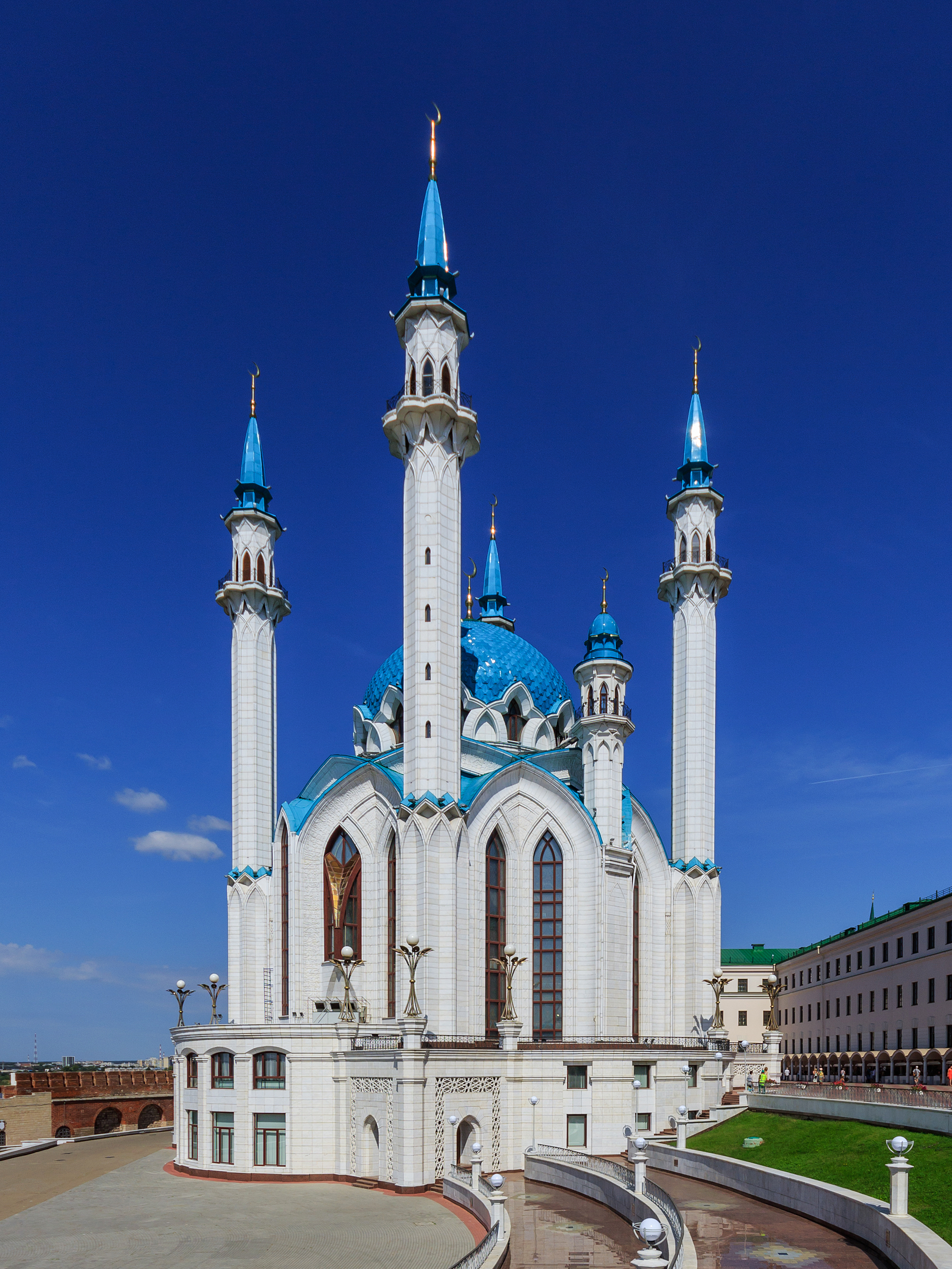 File:Kazan Kremlin Qolsharif Mosque 08-2016 img1.jpg - Wikimedia Commons