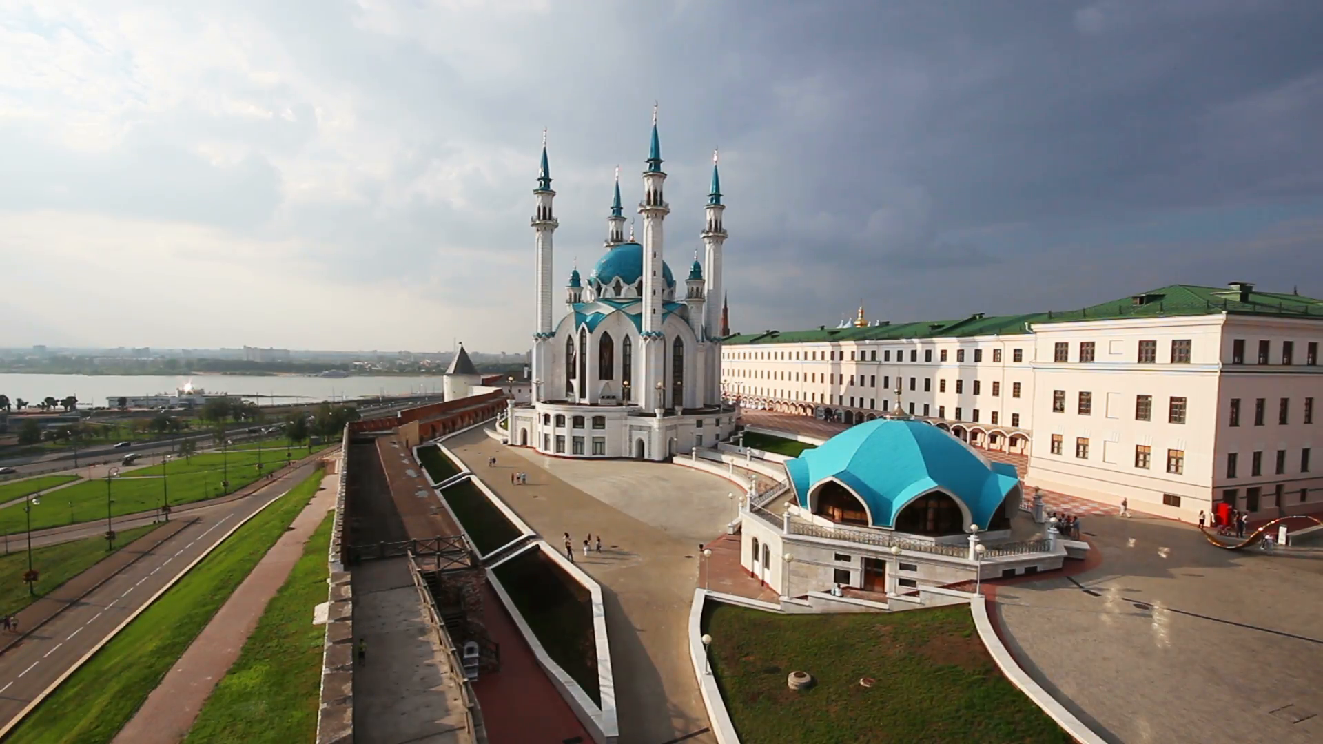 kul sharif mosque in kazan kremlin russia Stock Video Footage ...