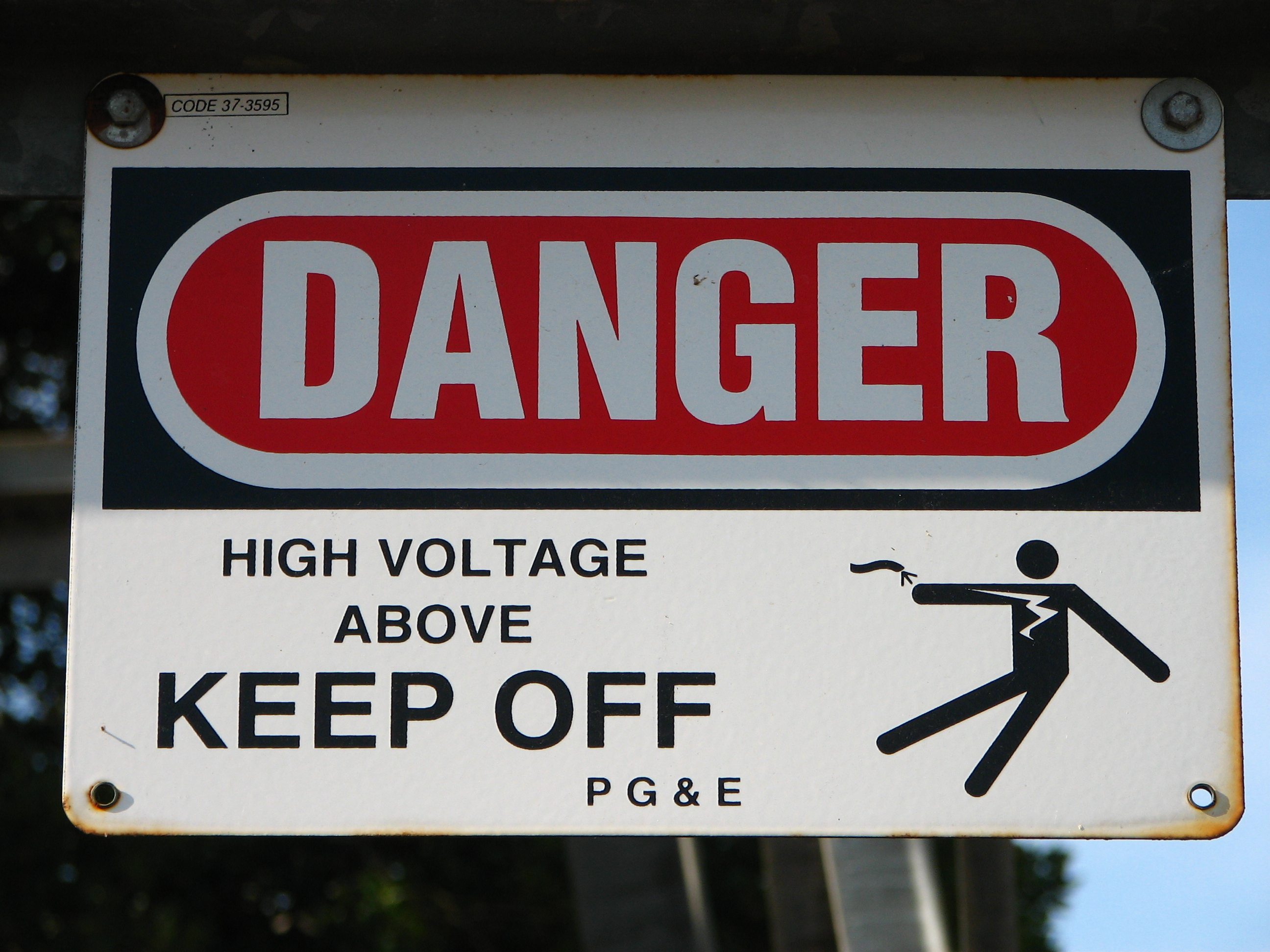 File:Danger-keep off sign.jpg - Wikimedia Commons