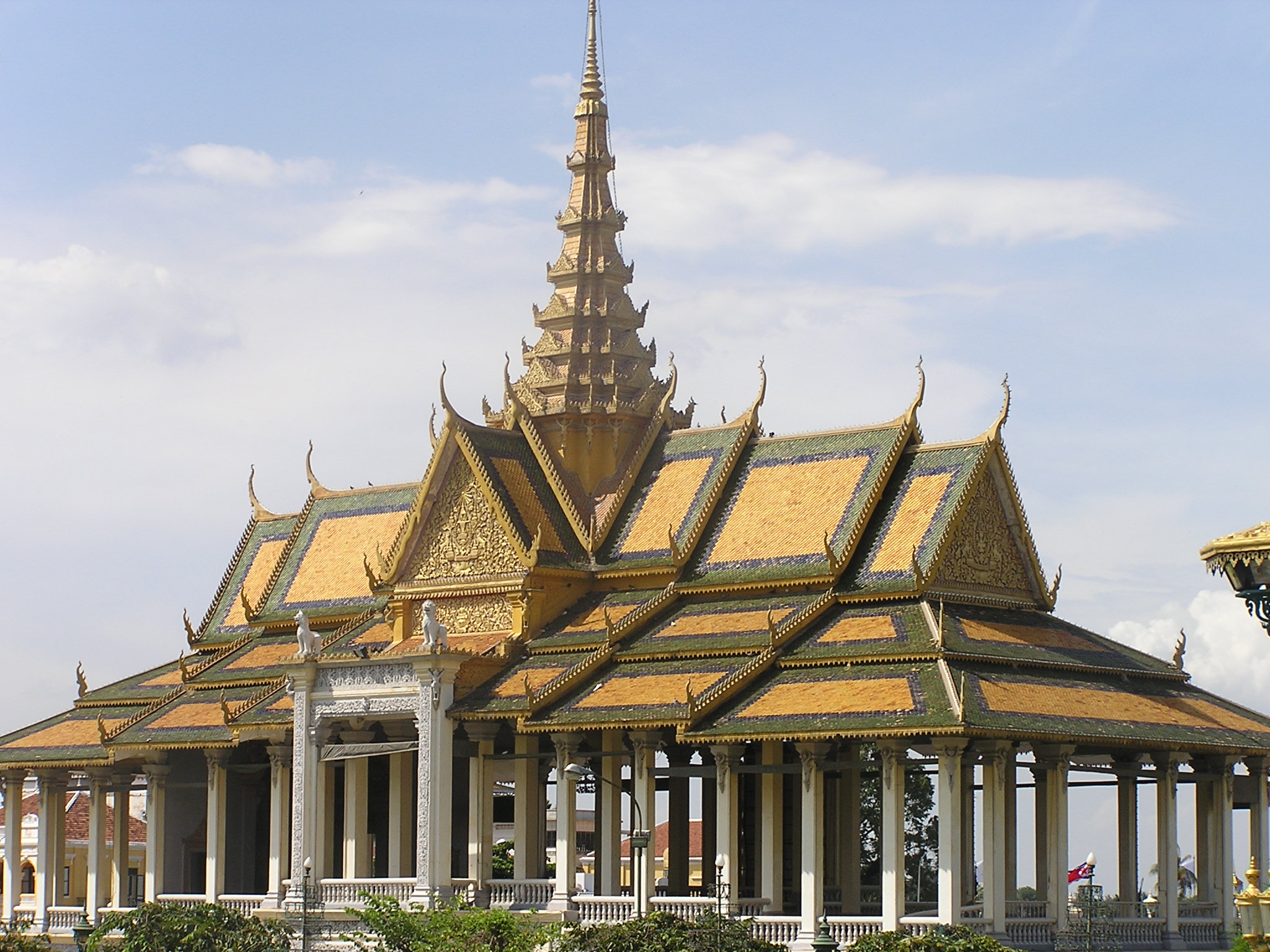 Thai architectural elements - Google Search | History of Design ...