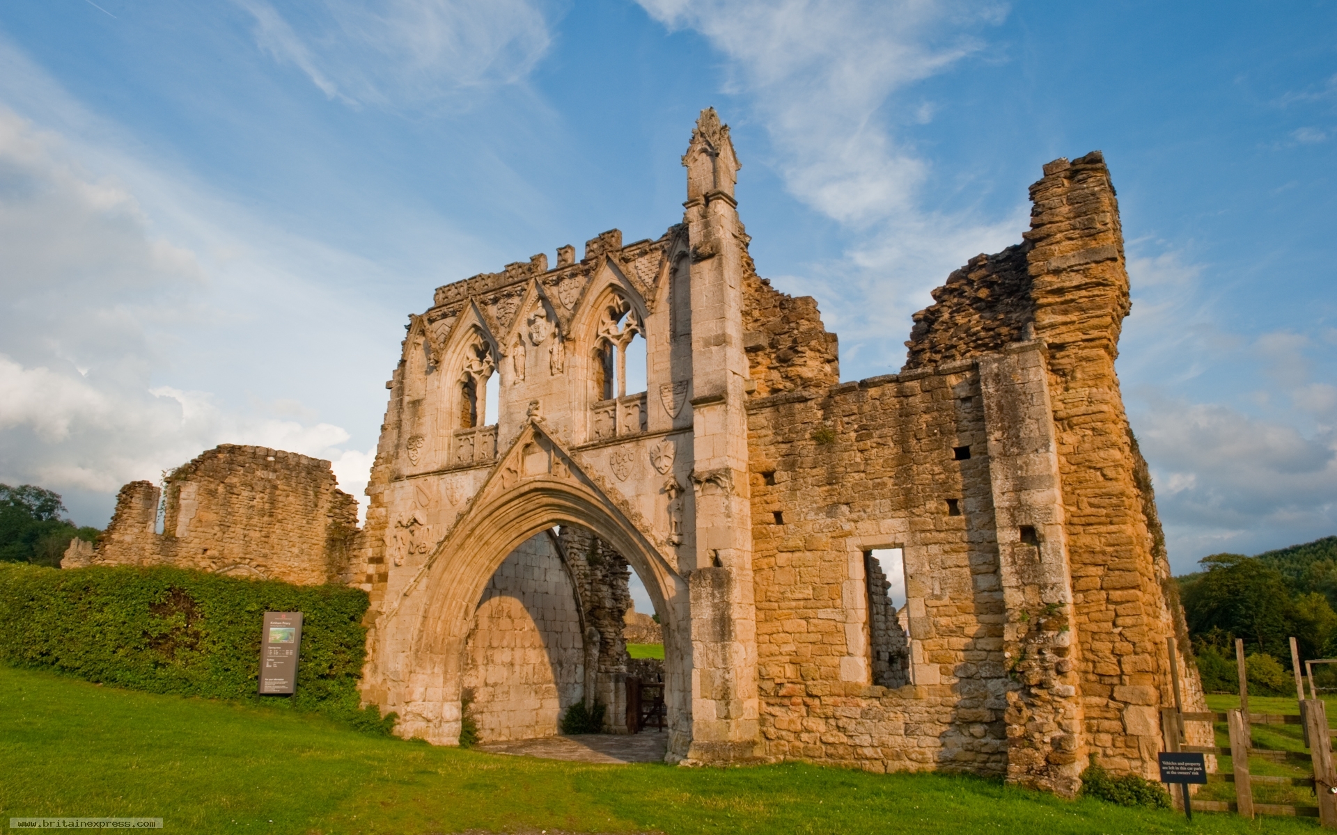 Photo of Kirkham Priory Gatehouse, Yorkshire