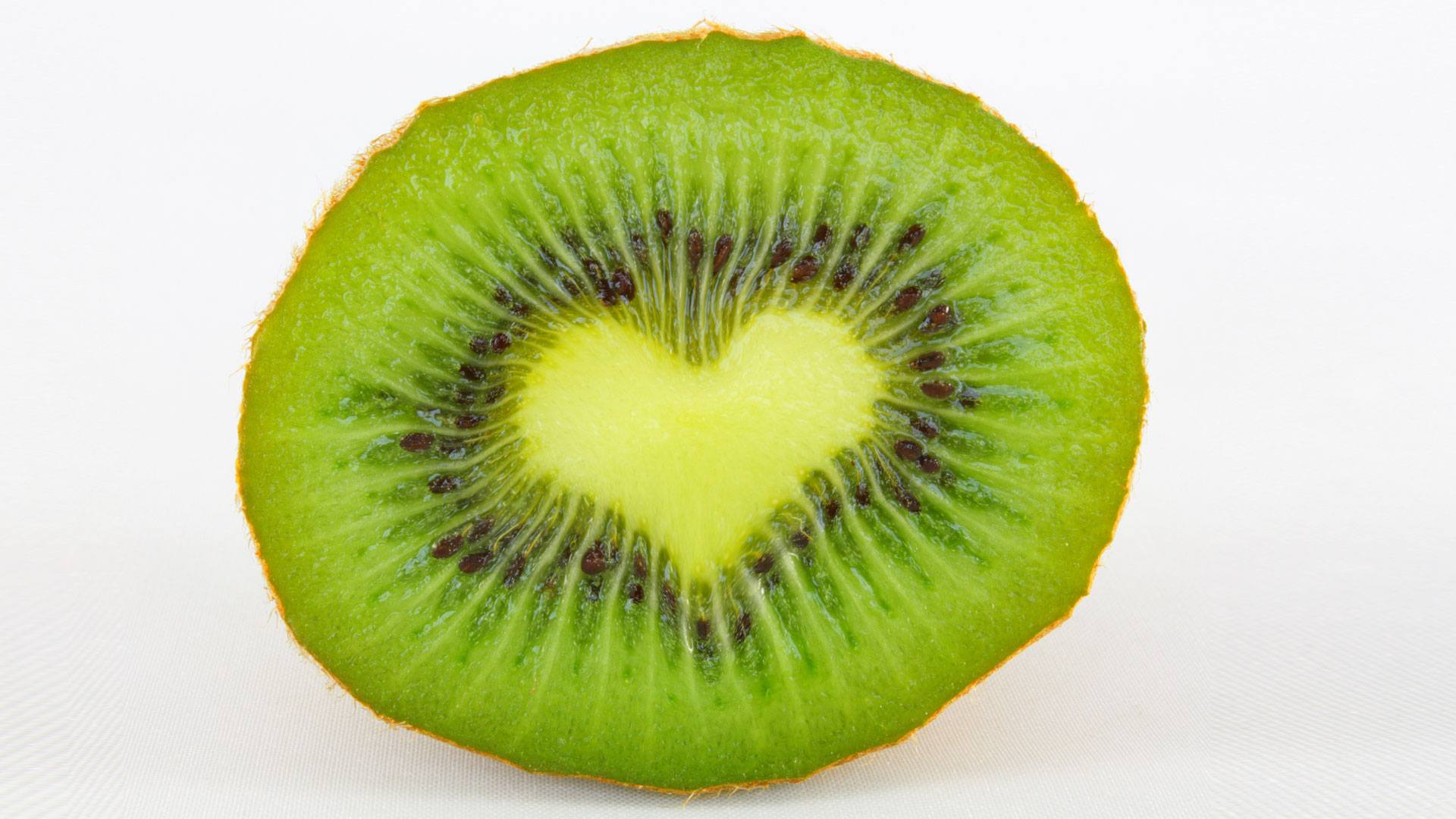 Kiwi and Heart Health – The Little Fruit That Can Save Your Life ...