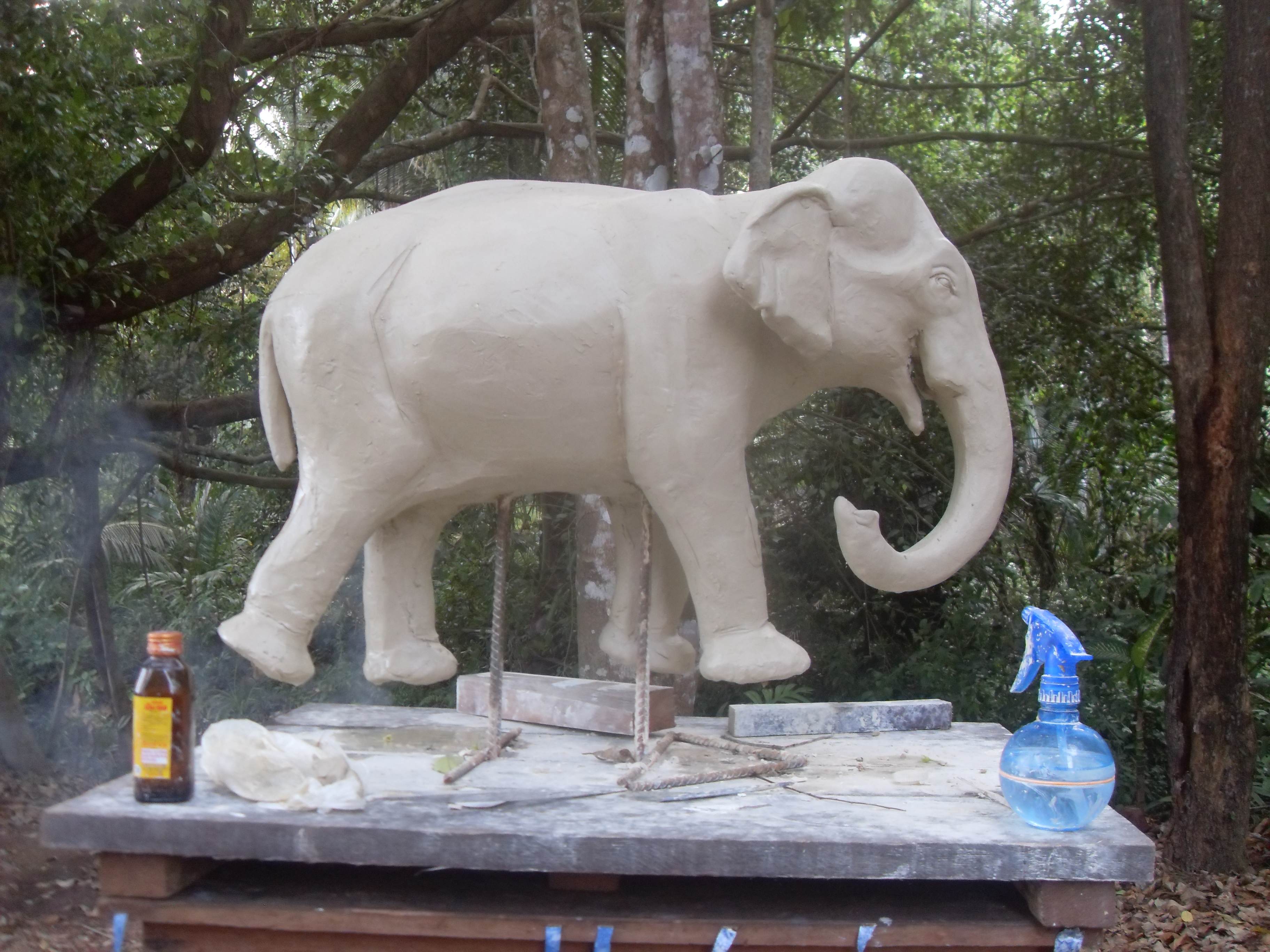 clay elephant sculpture | Sean Hunter Williams