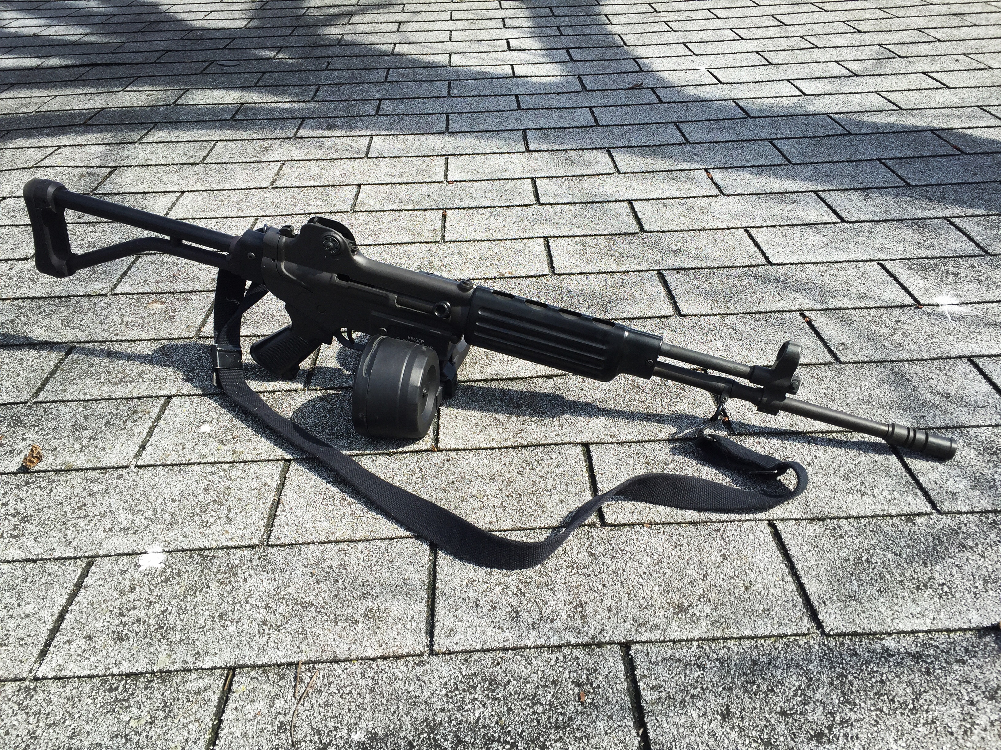 Rooftop Korean : guns