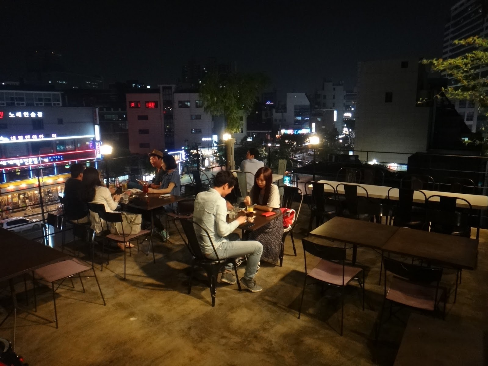 All about Hongdae in Korea: Rooftop Bar