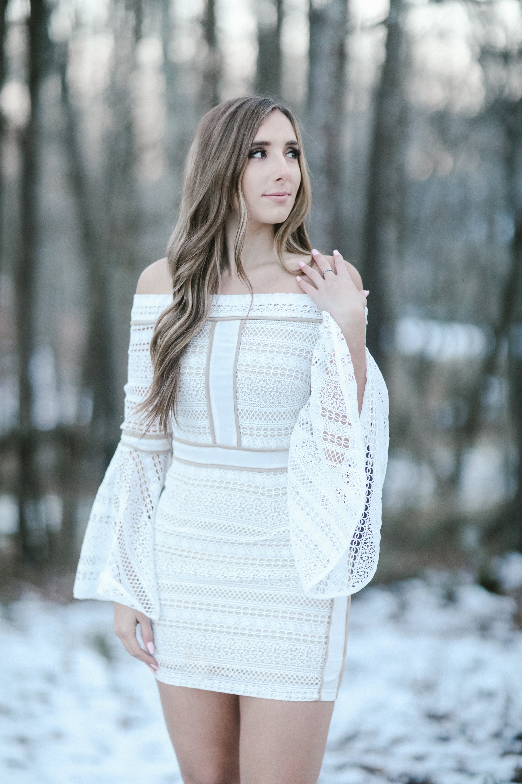 Lady In White Dress – Ten Point
