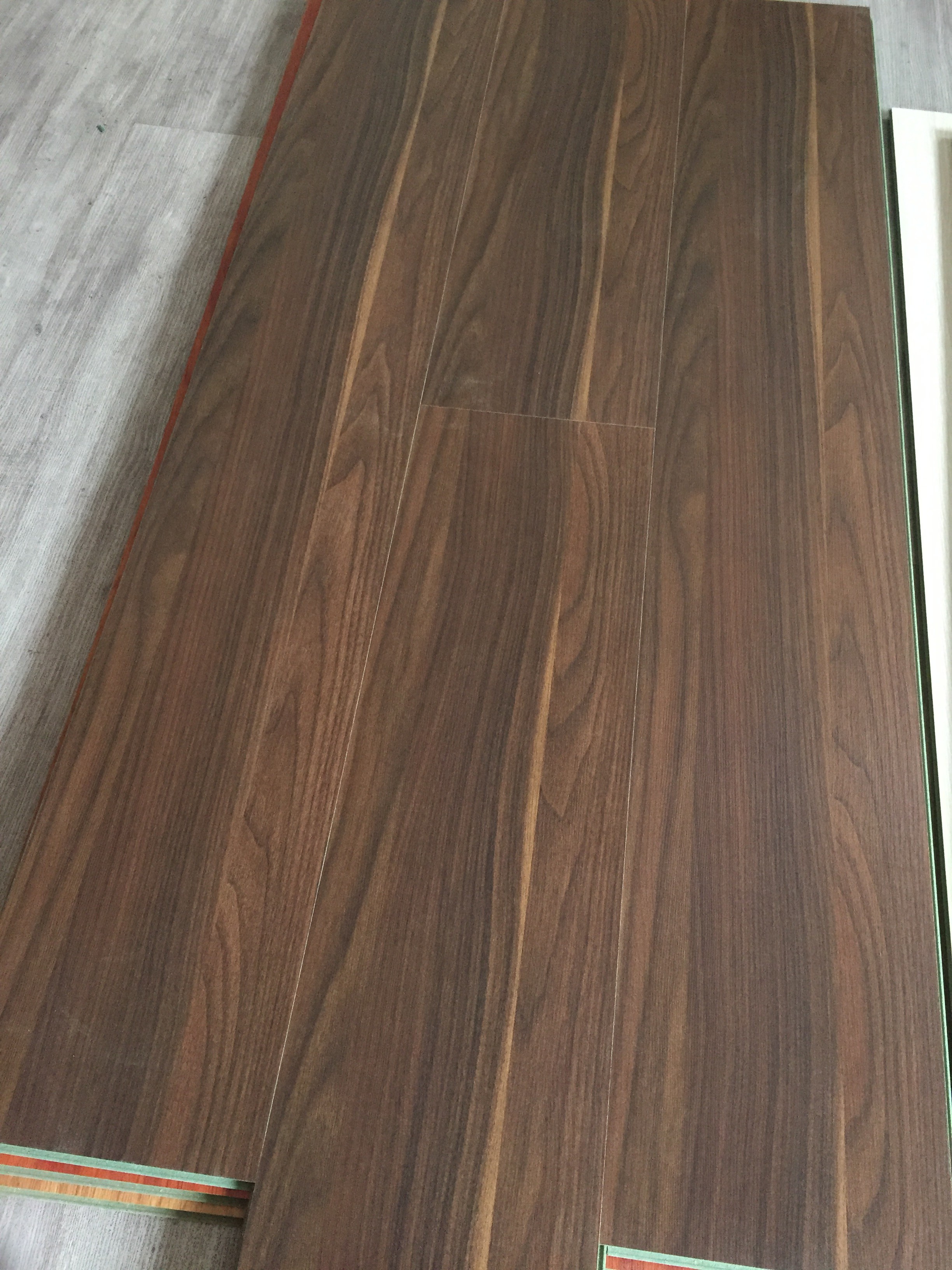 8.3mm,Ac3 HDF Laminated Wood Flooring.8mm oak wood grain laminate ...