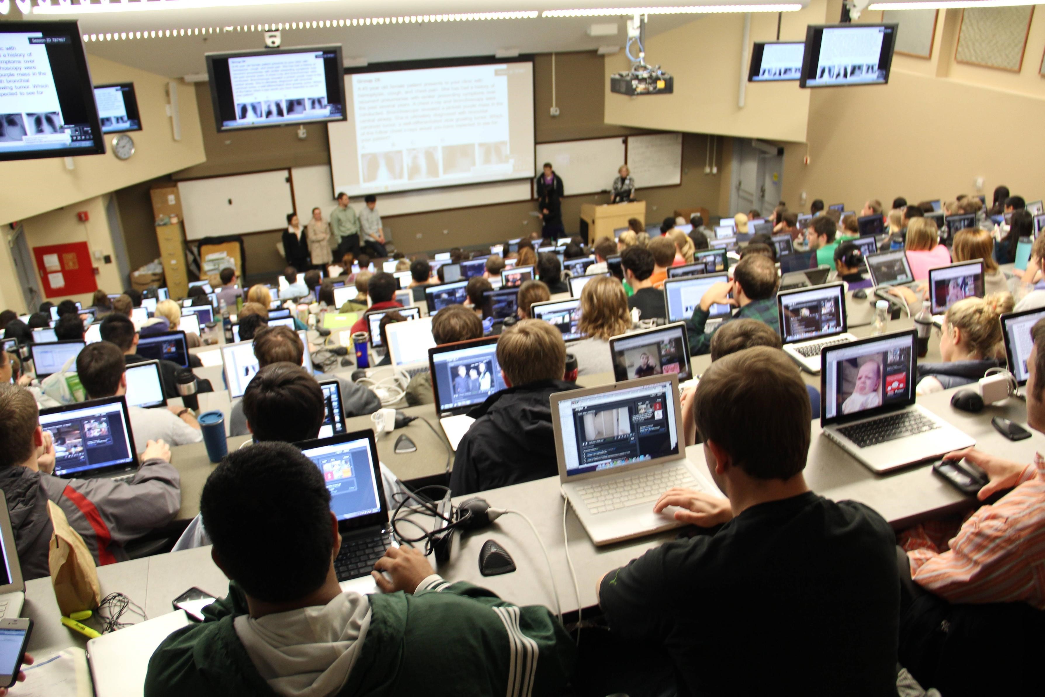 Should You Be Allowed to Use Your Laptop in Class?