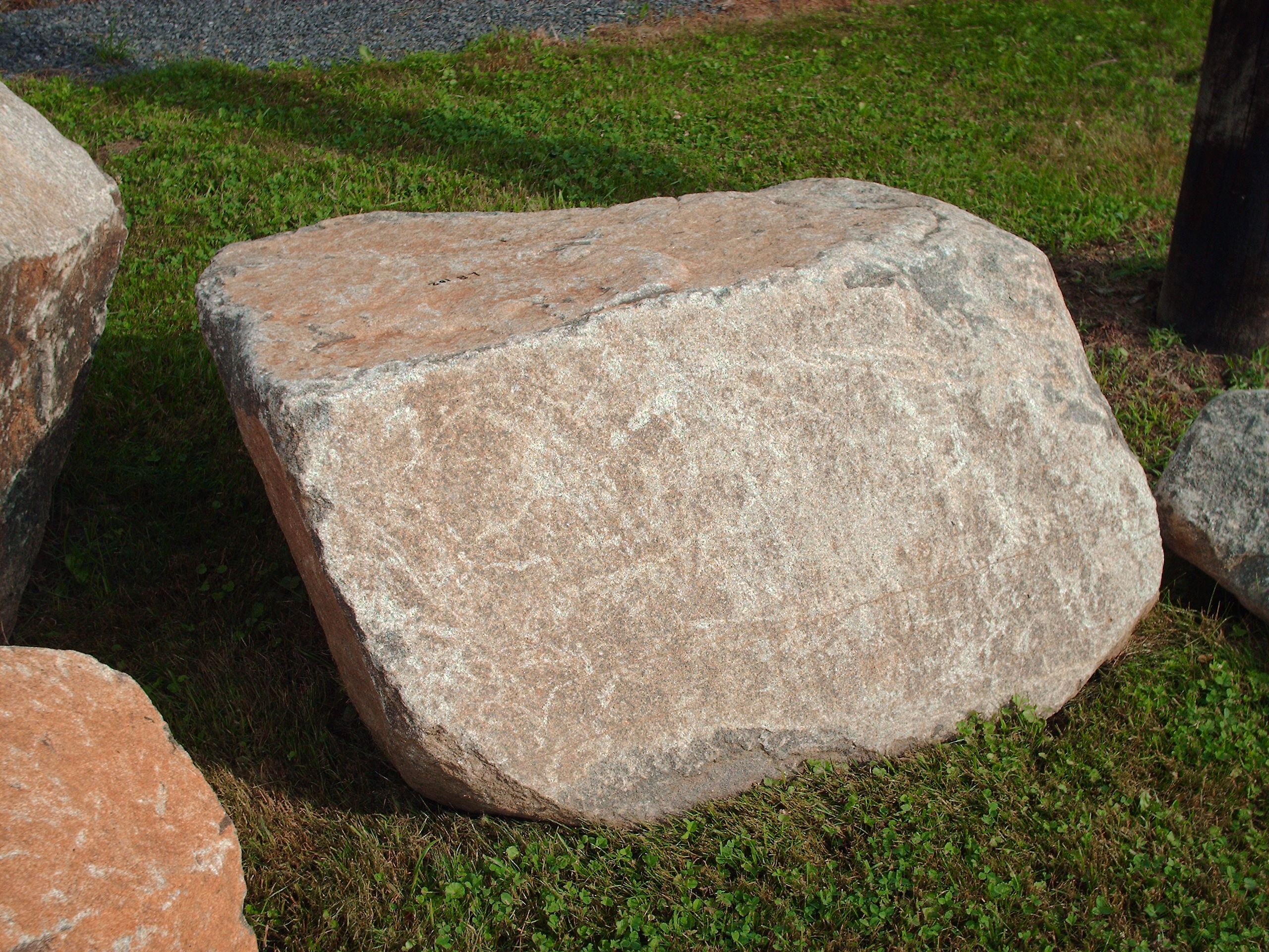 Large Rocks for Garden Landscaping - Popular Landscaping Rocks ...