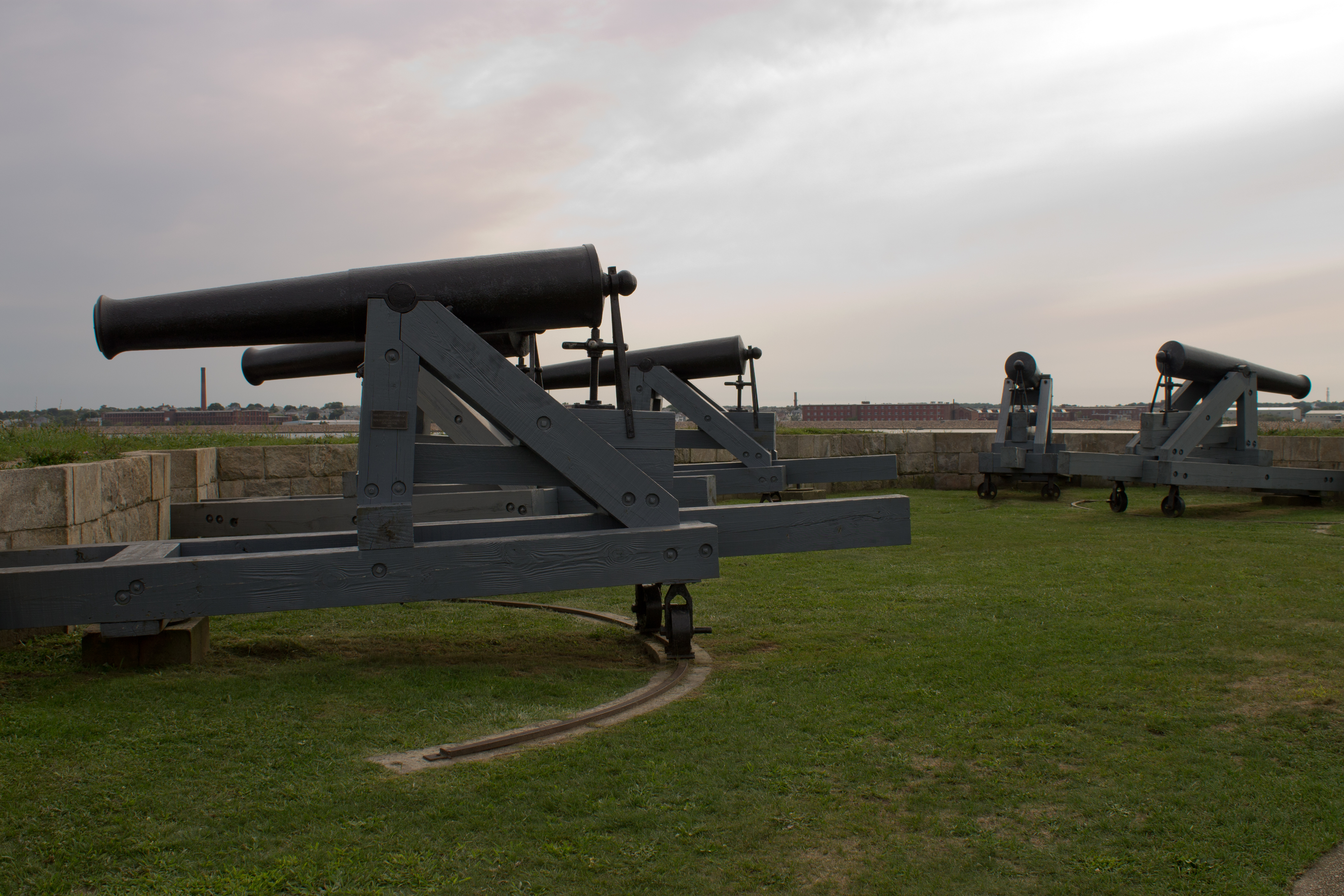 File:Fort Phoenix Large Cannon.jpg - Wikimedia Commons