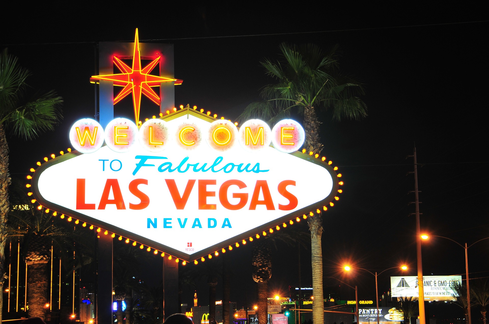 Your Lucky 13 List of Things To Do In Las Vegas