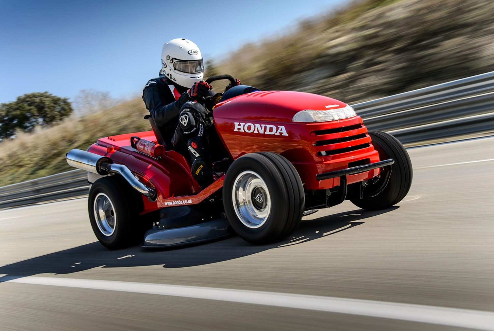 Honda's New Riding Lawn Mower Is Faster Than Your Car • Gear Patrol