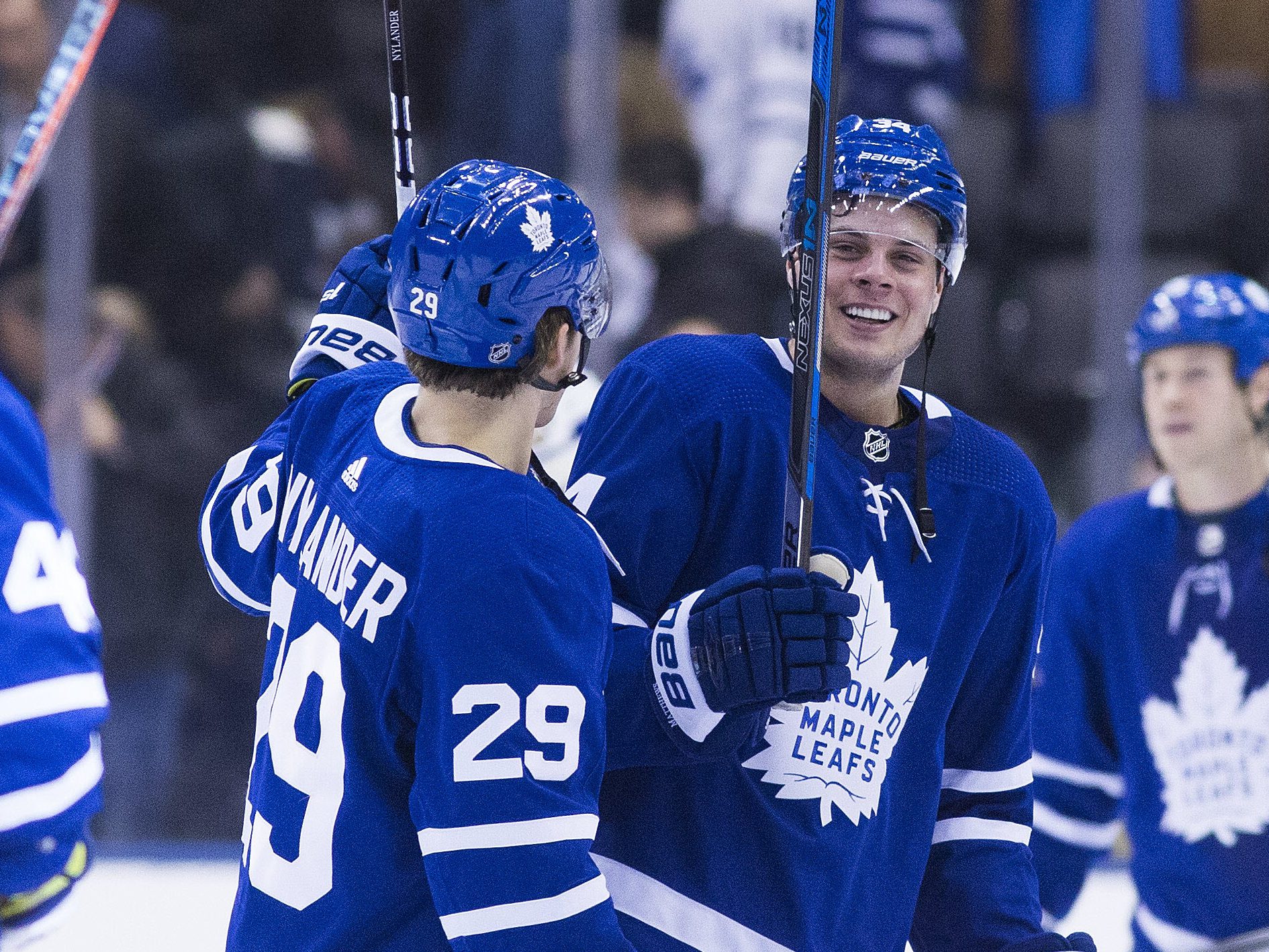 Swede victory: Nylander, Johnsson lead Maple Leafs to win over ...