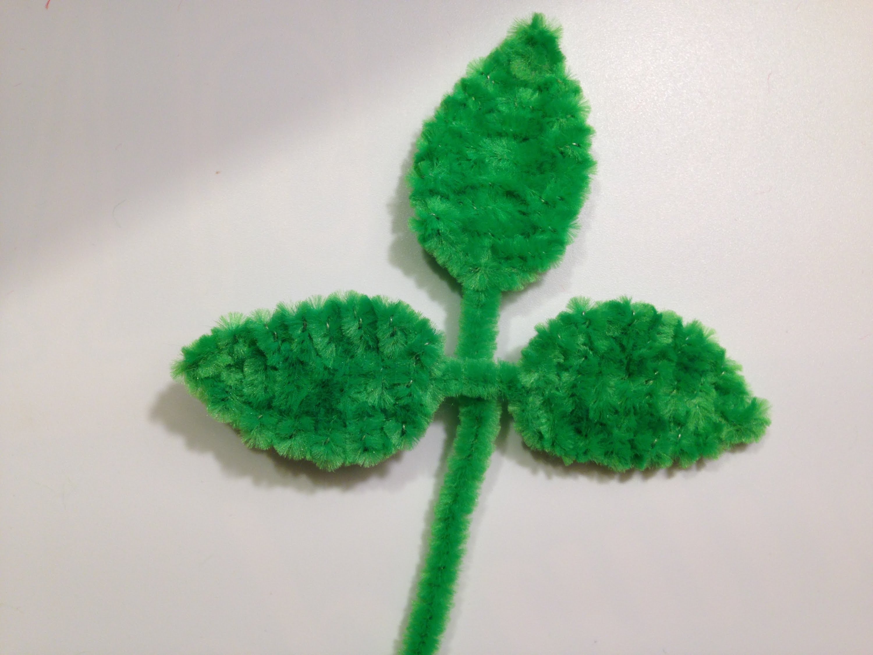DIY Pipe Cleaner Rose: the LEAVES - YouTube