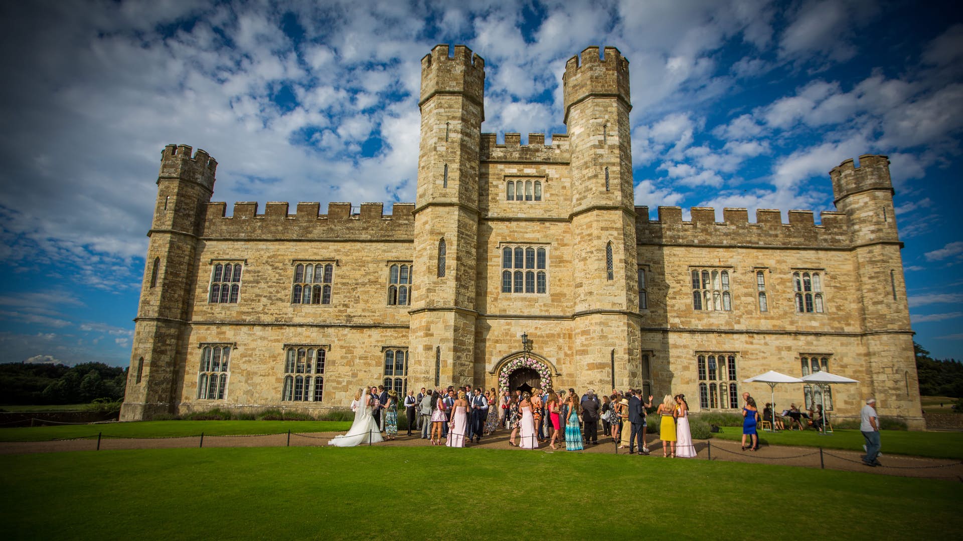 The Castle | Weddings | Leeds Castle