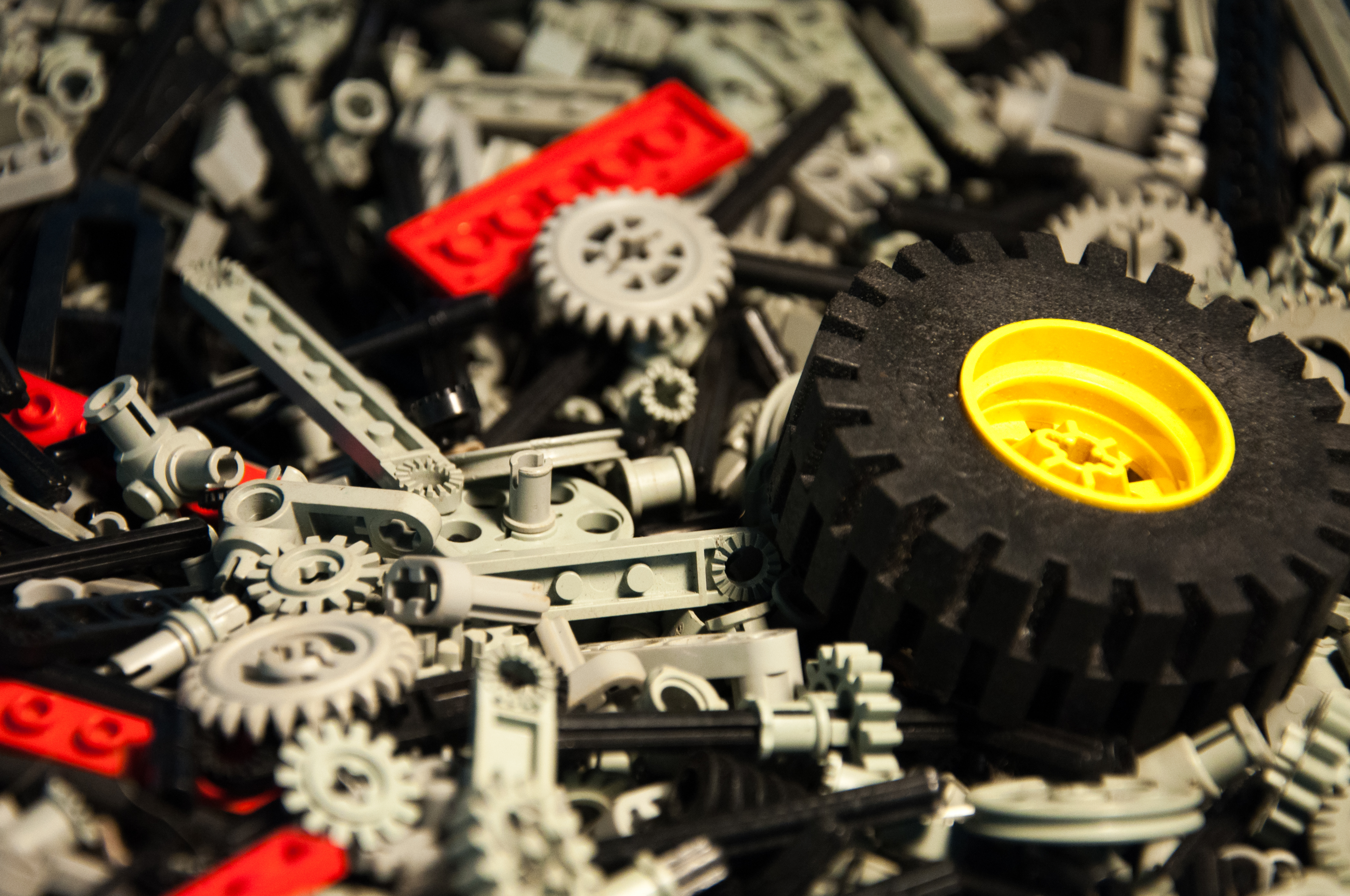 Lego technic pieces pile photo
