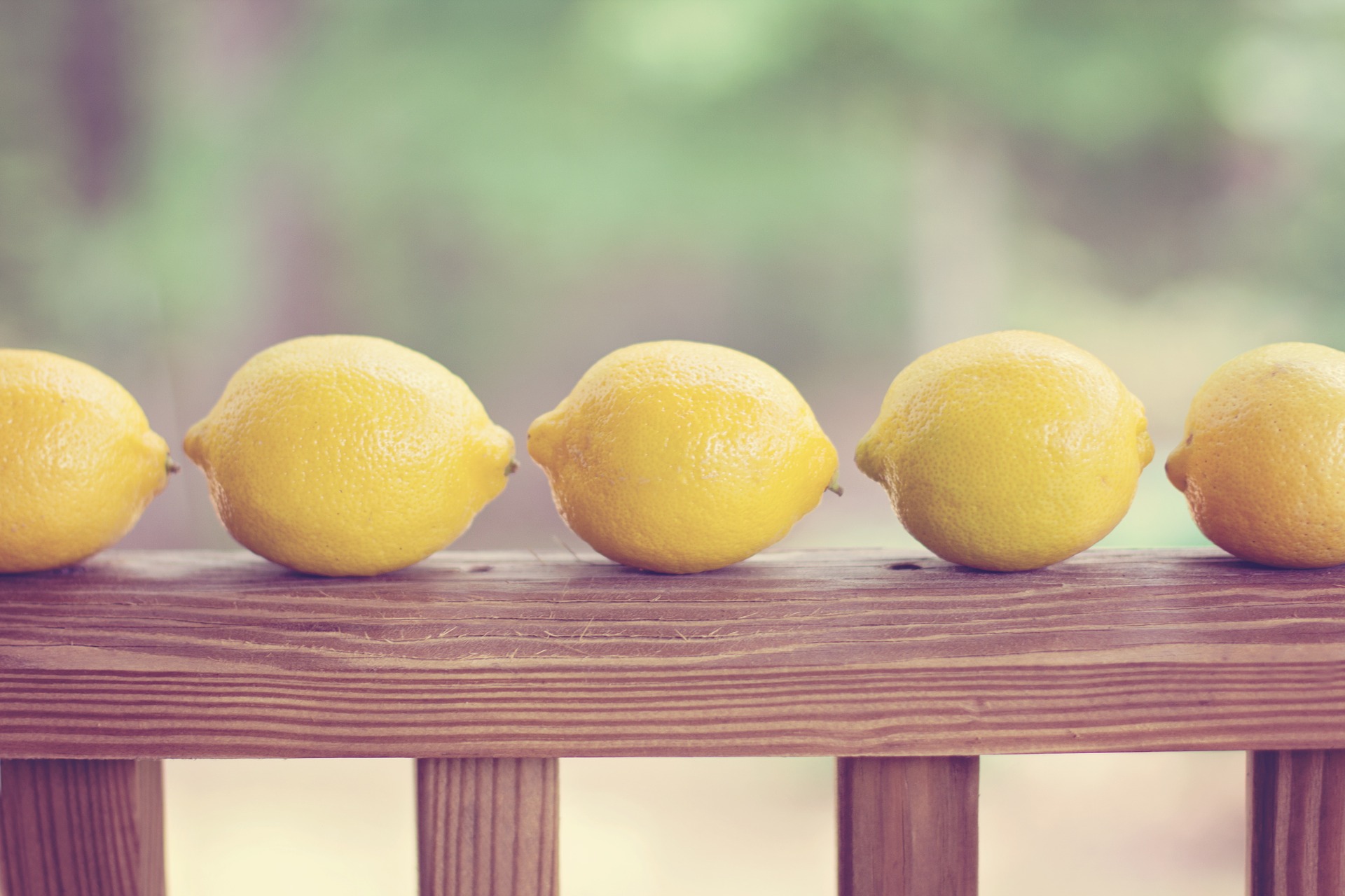 Uses for Lemons: Cleaning, Freshening, and More Tips | The Old ...