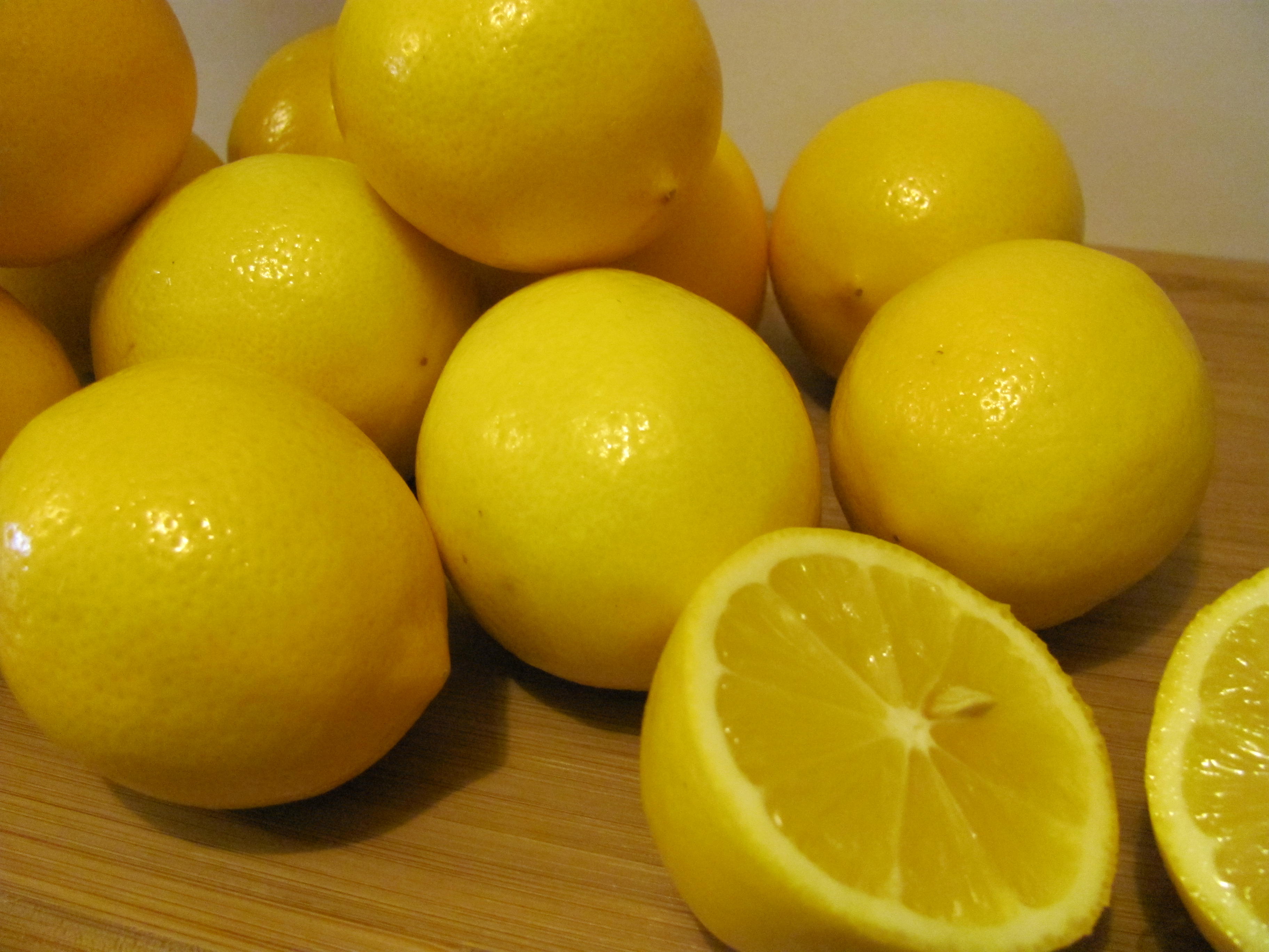 I ♥ Meyer lemons + a recipe for Lemonade That Tastes Like Summer ...