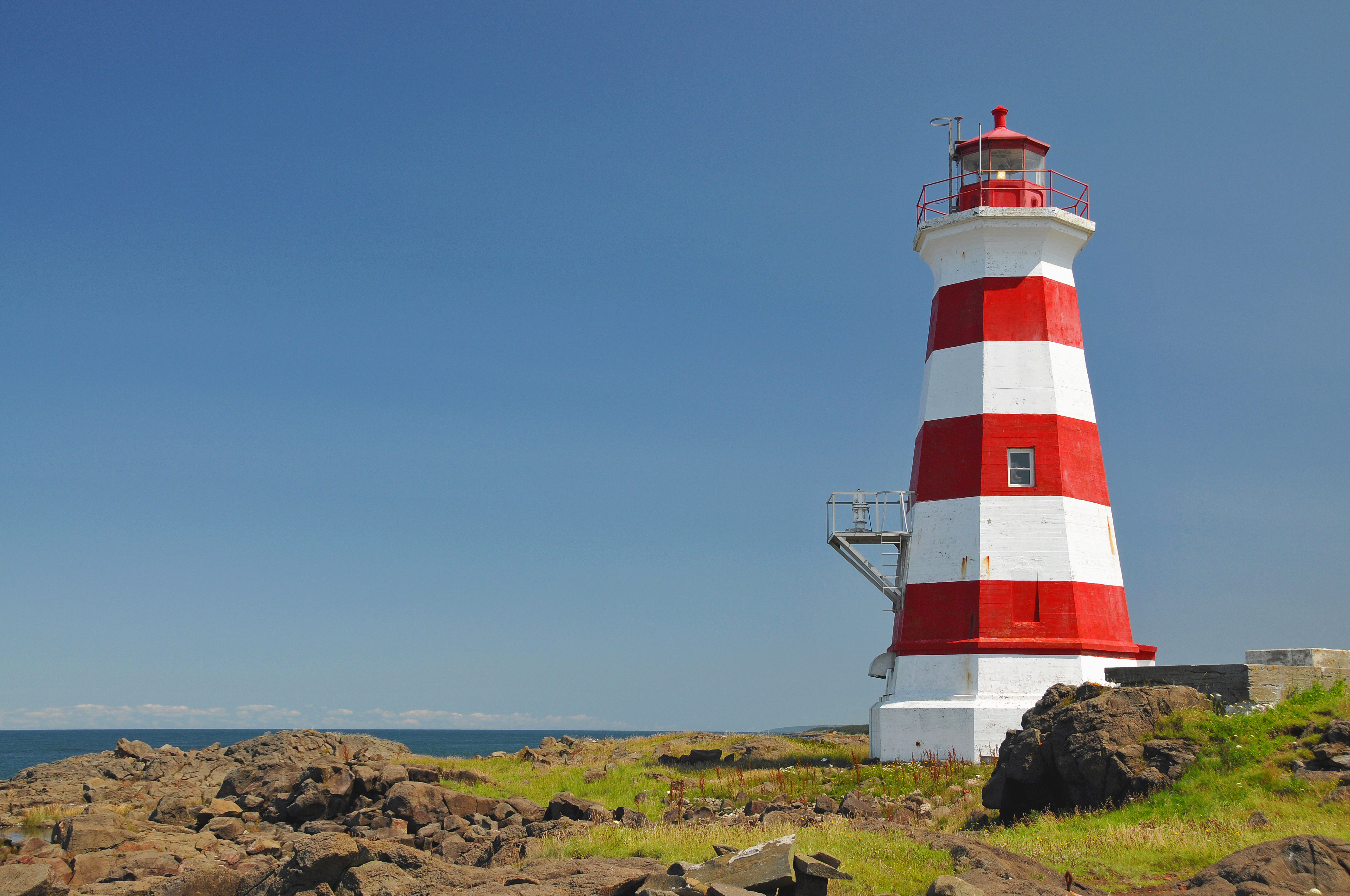 File:Brier Island Lighthouse (1).jpg - Wikimedia Commons